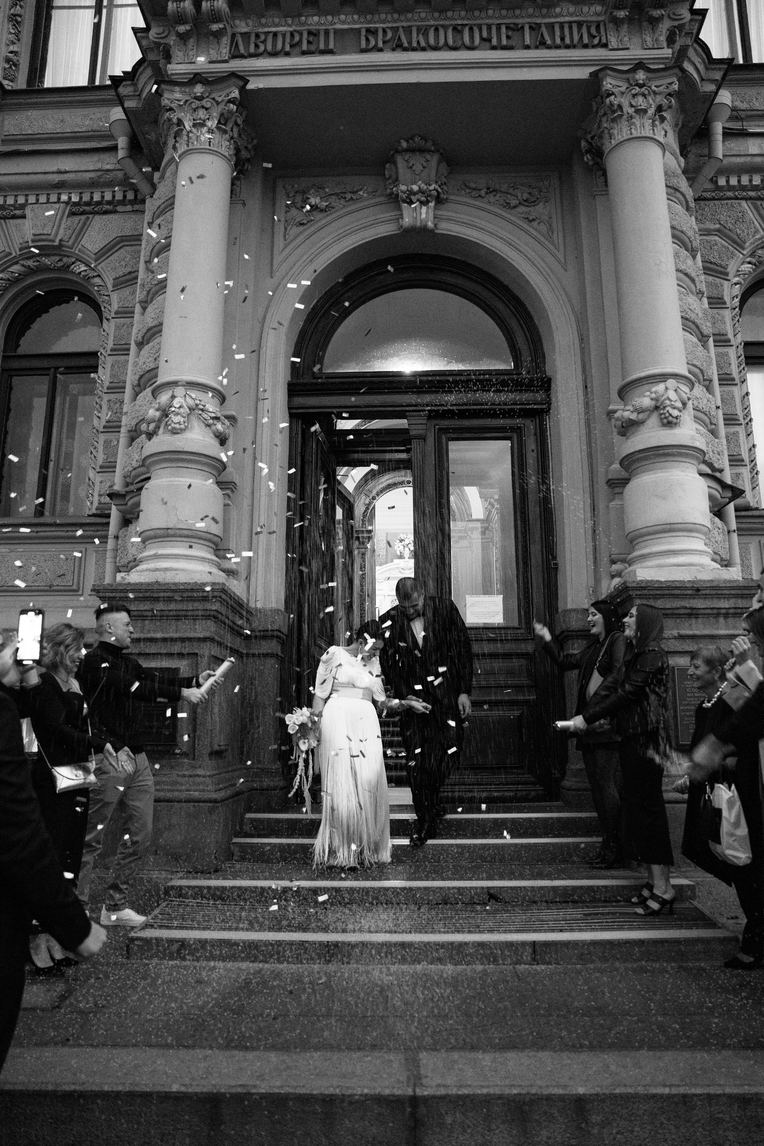 Свадьба в сошиал клабе. Свадебный фотограф организатор в Санкт-Петербурге Ассоль Опарина