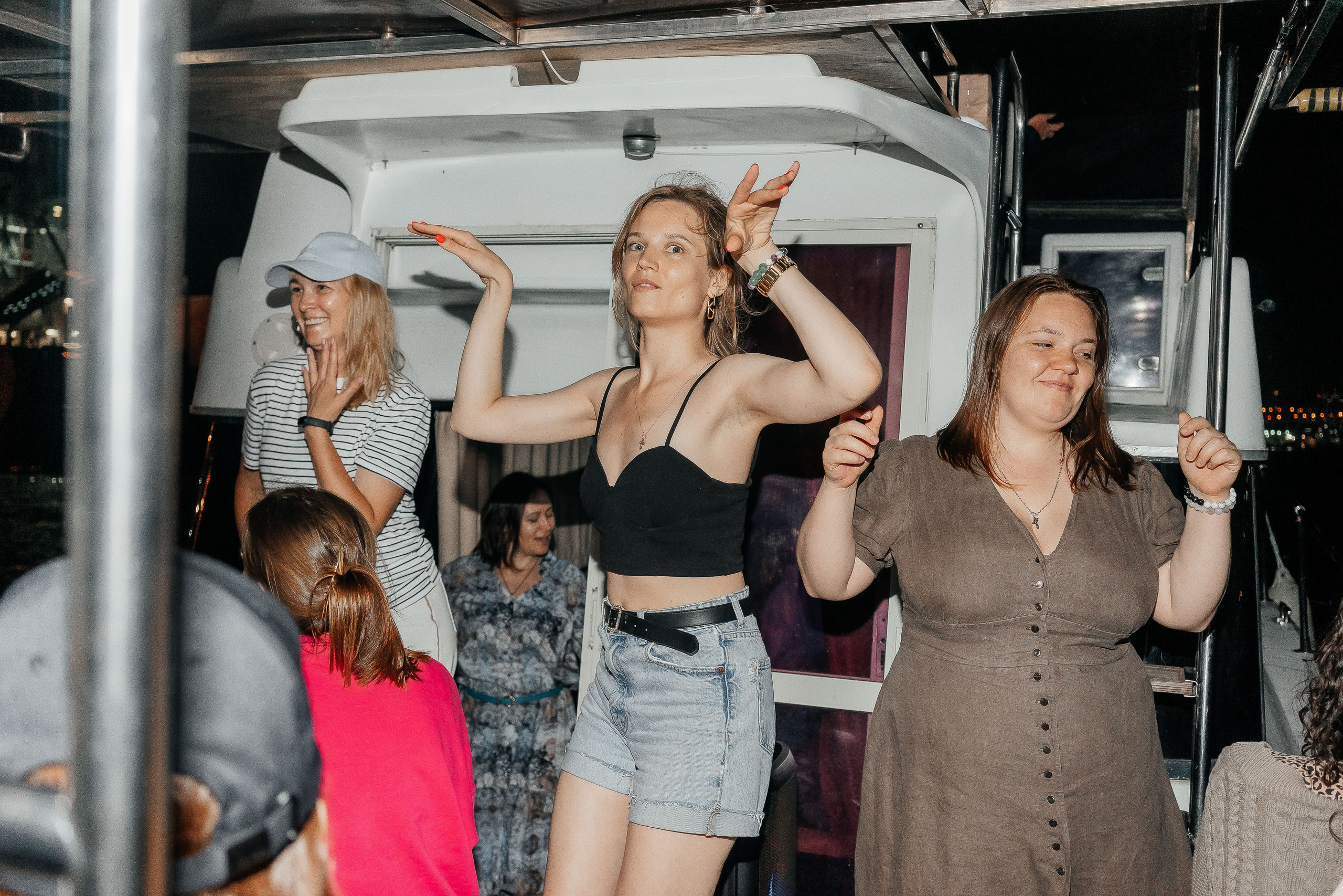 Девичник в День Города V. Свадебный и семейный фотограф во Владивостоке Александра Глускер