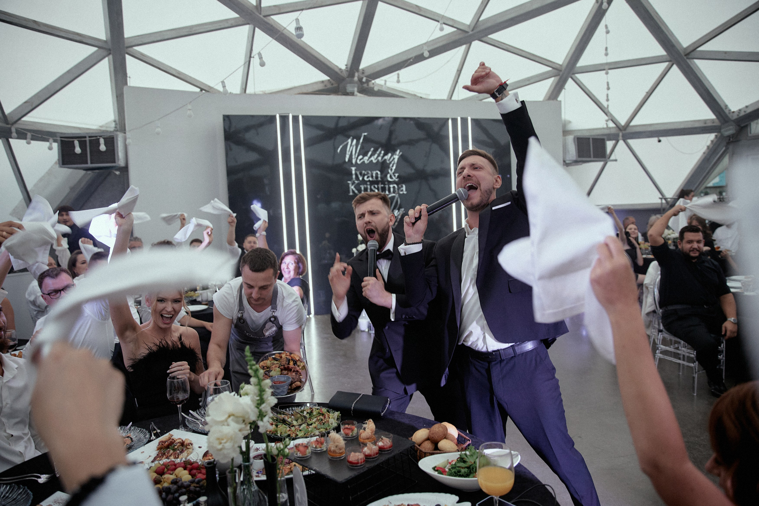 TOTAL BLACK. Дмитрий Мазуркевич: Профессиональный Репортажный Фотограф