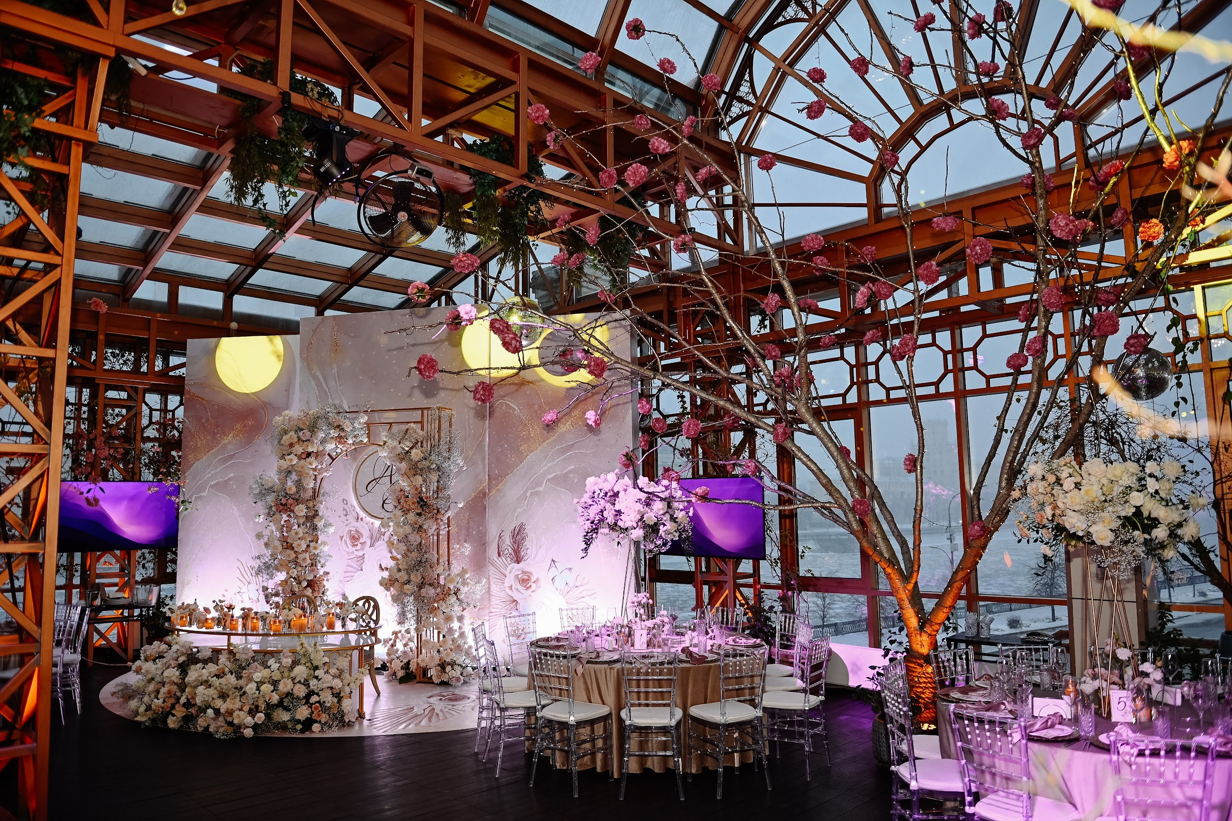 Свадьба в Сохо Румс. Kirillova Studio — мастерская декора и событий Юли Кирилловой