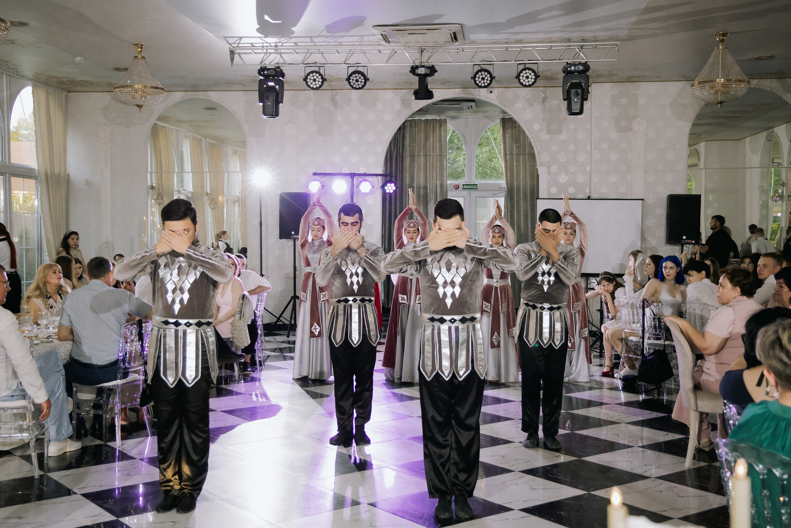 Свадебный день Лины и Роберта. Свадебная фотография. Арина Рубах