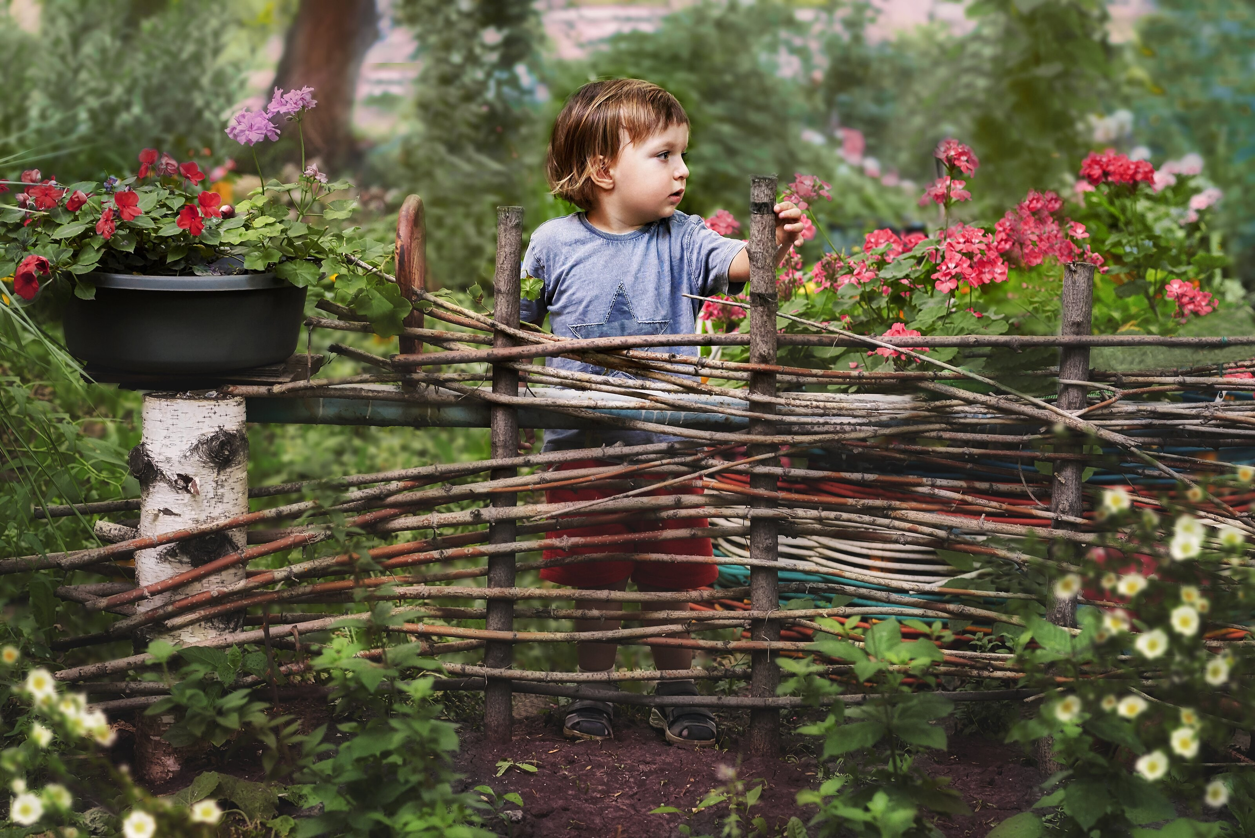 Летняя фотосессия на природе, в лесу, на улице. Семейная с детьми