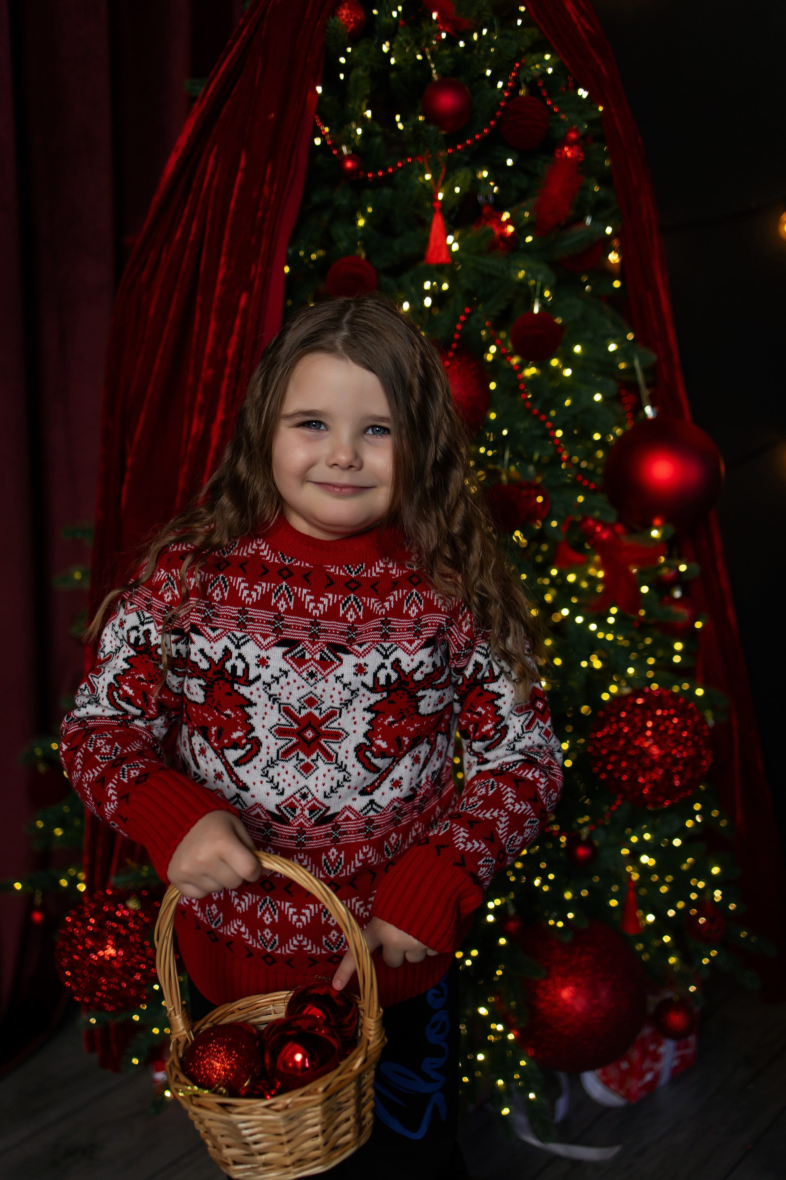 Ваши фотографии. Интерьерная фотостудия Background в Омске