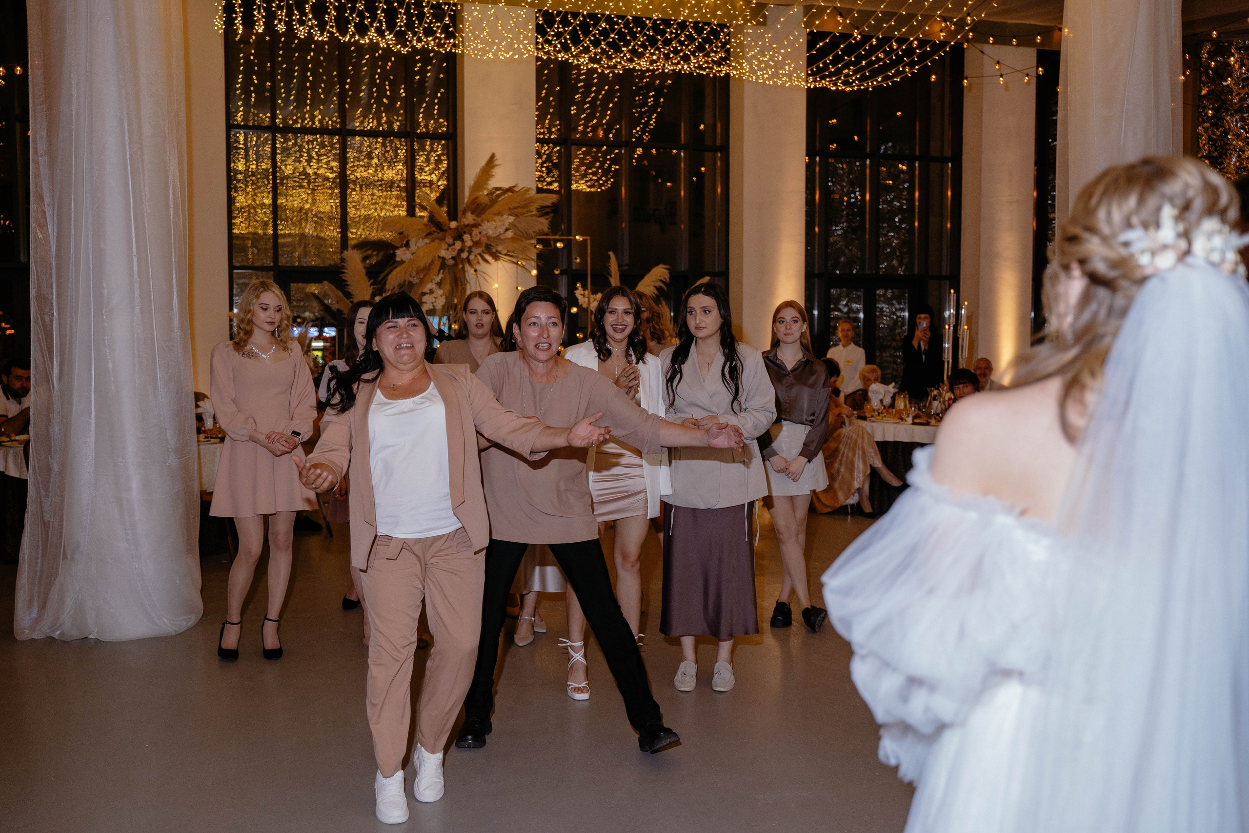 Свадебный день Магомеда и Вероники. Фотограф Чита. Индивидуальные портреты, LoveStory, свадьбы