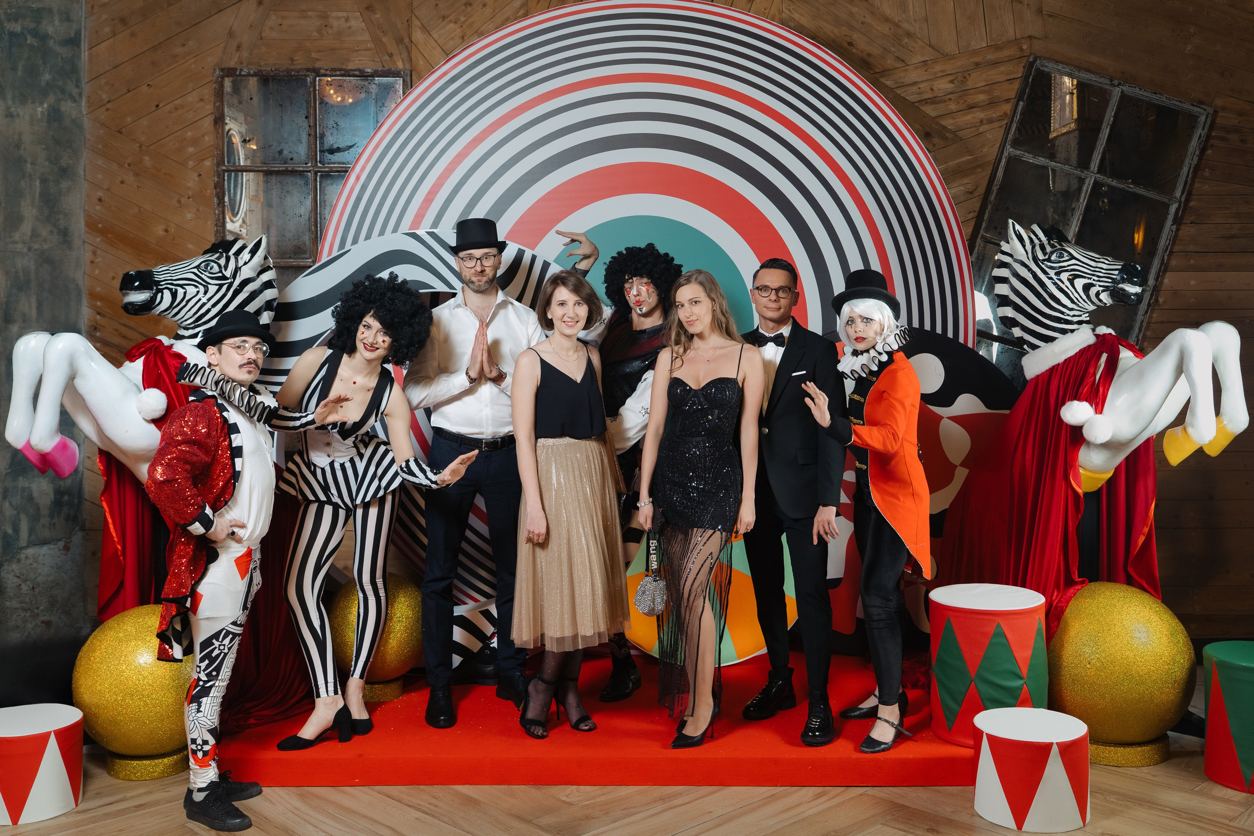 Новогодний корпоратив. КОРПОРАТИВНЫЙ, ИМИДЖЕВЫЙ И РЕПОРТАЖНЫЙ ФОТОГРАФ МАКСИМ МЕШ