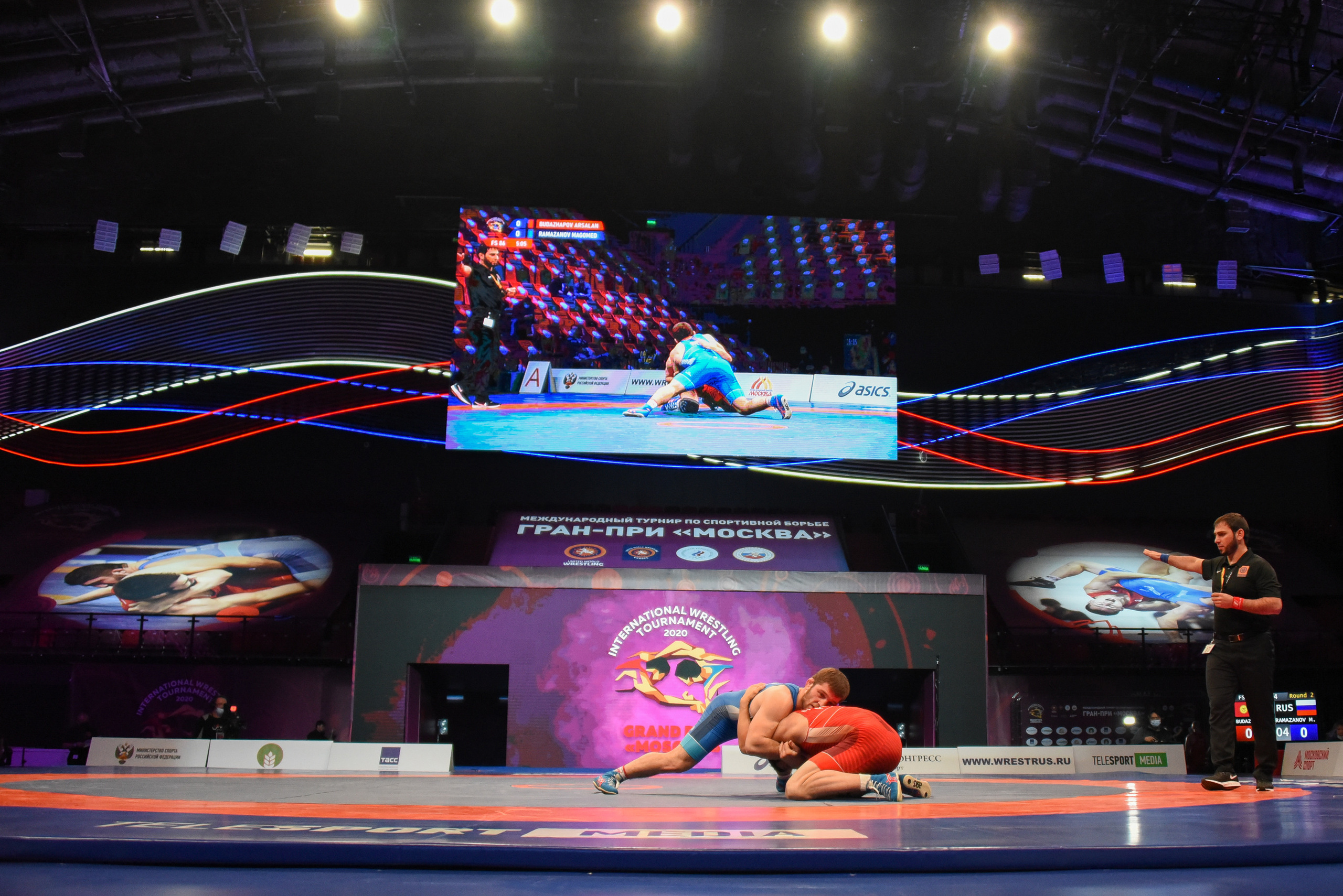 Международный турнир по спортивной борьбе Гран-при «Москва». Репортажный фотограф в Москве и Санкт-Петербурге Артем Лунев