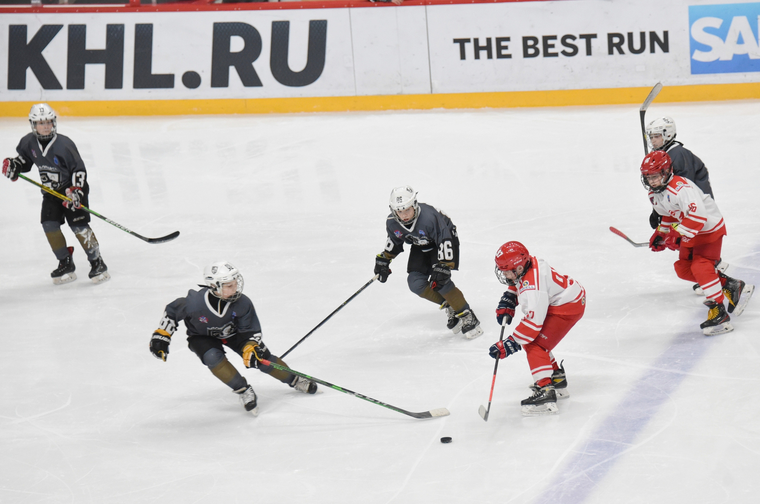 Десятый турнир по хоккею на кубок Юрия Ляпкина. Репортажный фотограф в Москве и Санкт-Петербурге Артем Лунев