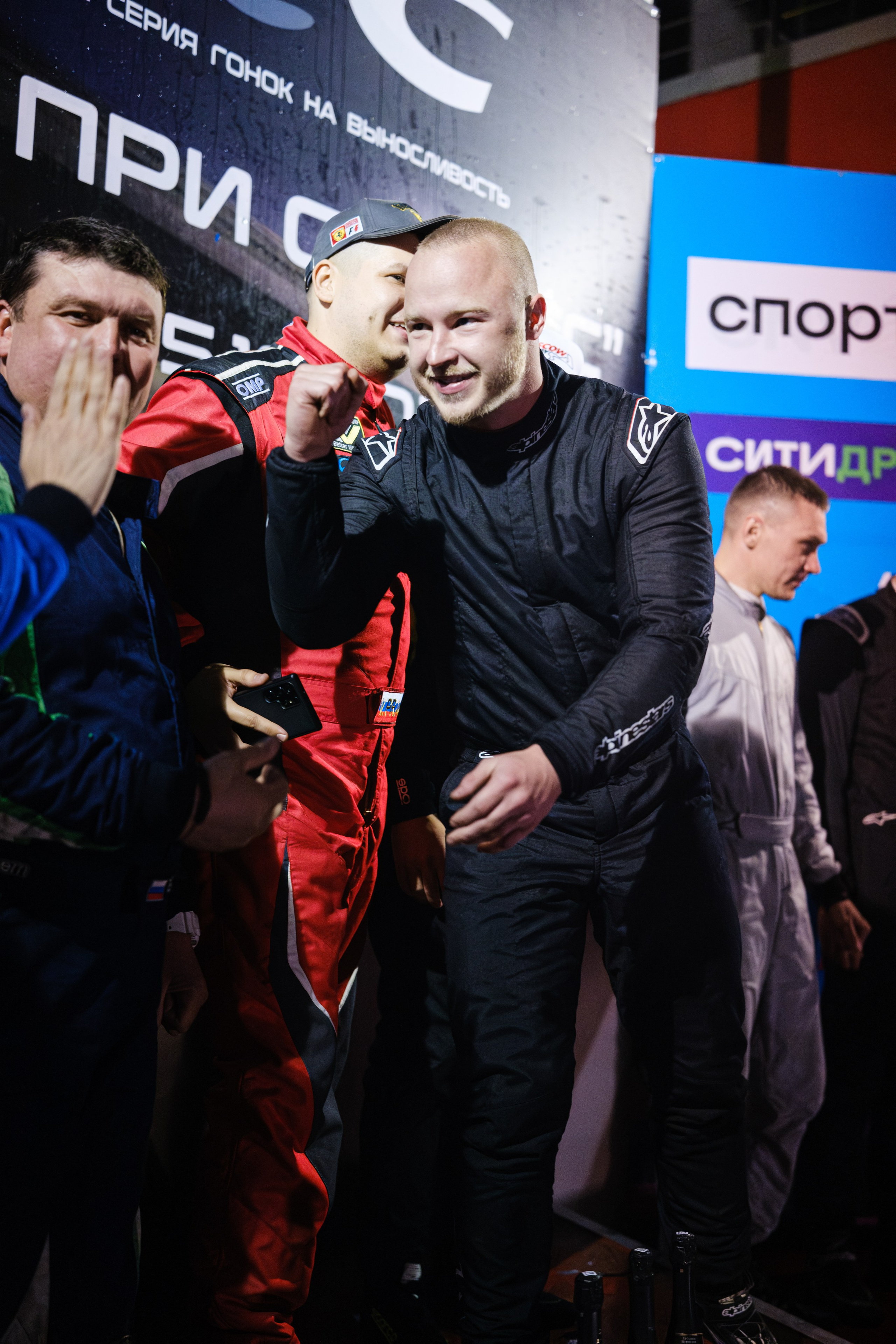 Российская серия гонок на выносливость. Авто и мотоспорт — фотограф Антон Медведев iCoguar