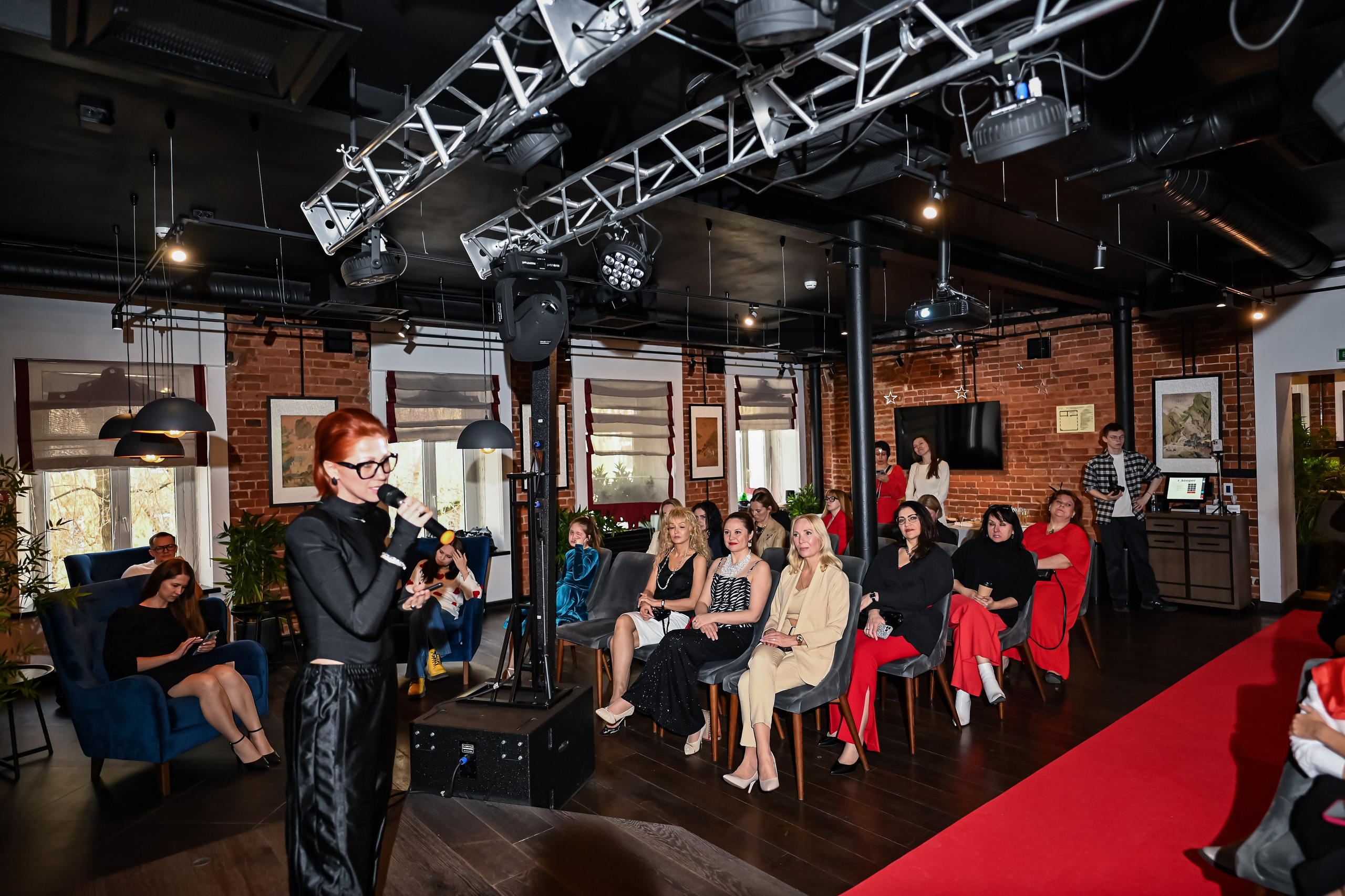 Премия ЖТ Москва. ZDARONOKIA Репортажный фотограф