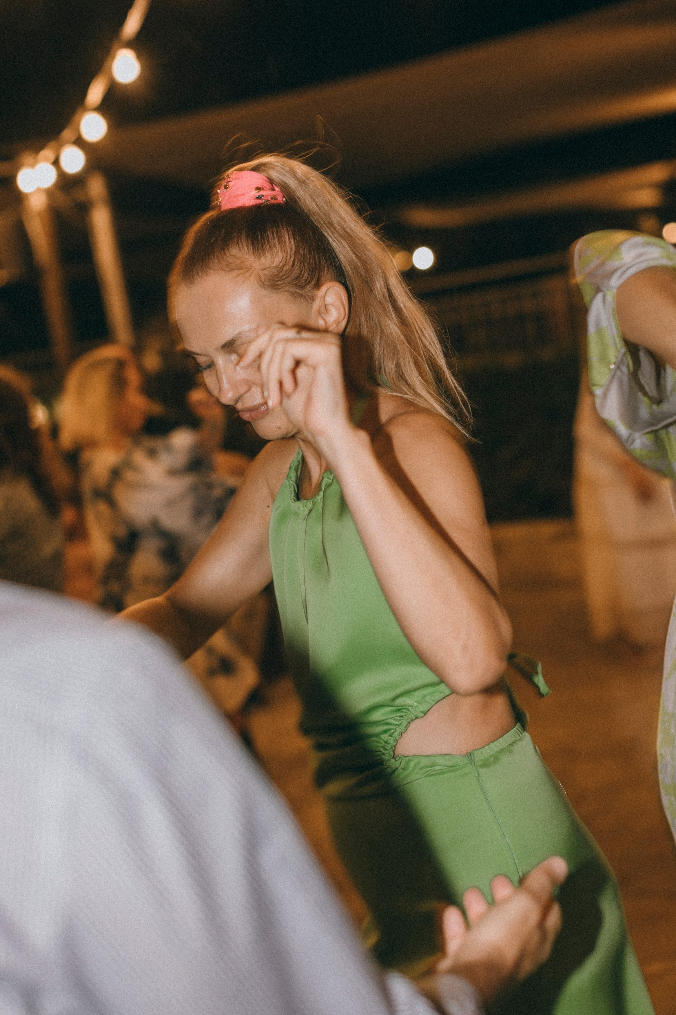Dancing, laughter and traditions — a Greek-Russian Wedding. Katerina Nord | Wedding and Couple Photographer in Germany and Europe