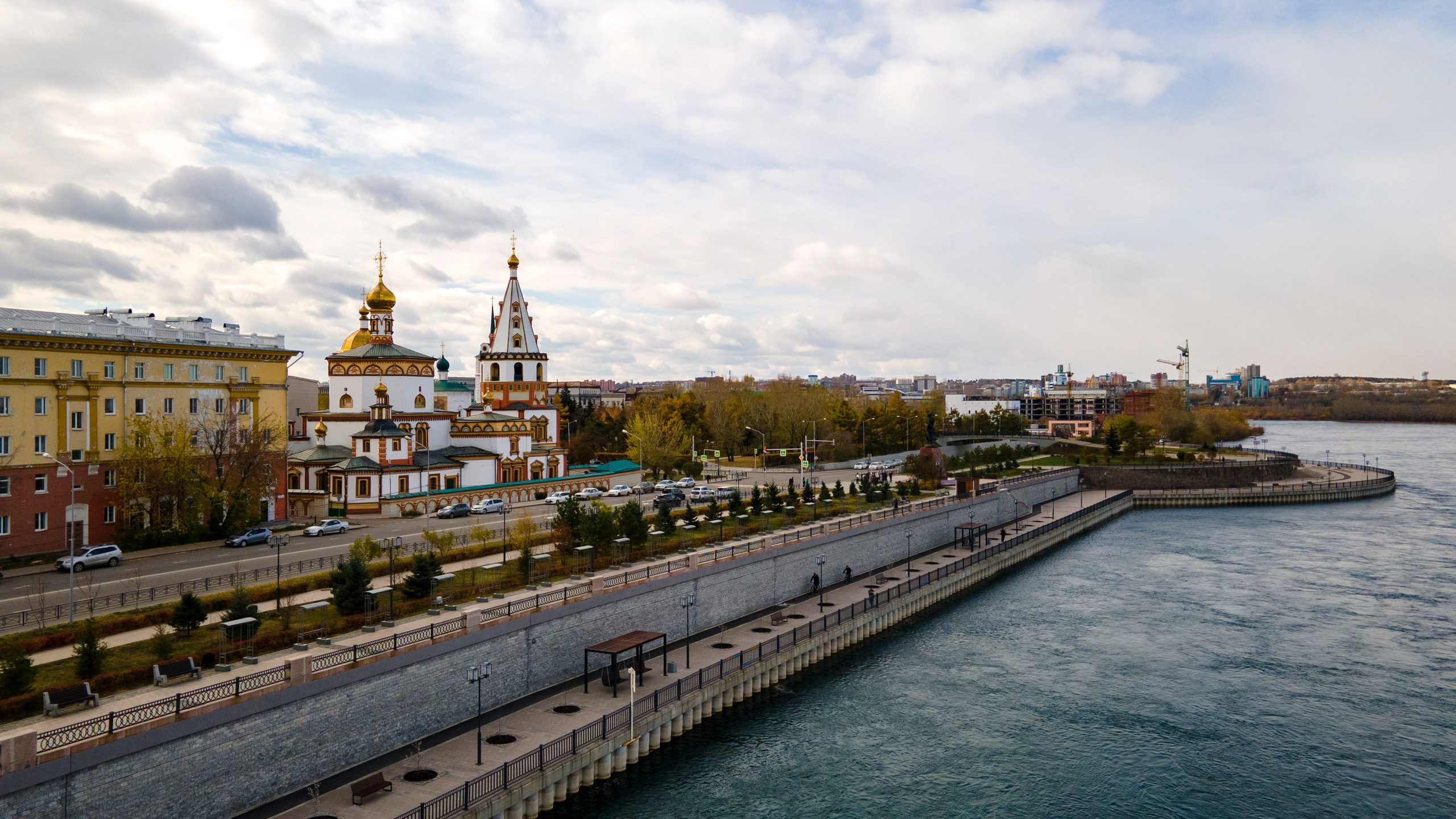 Интерьерные и экстерьерные съемки. Dmitry Golenko