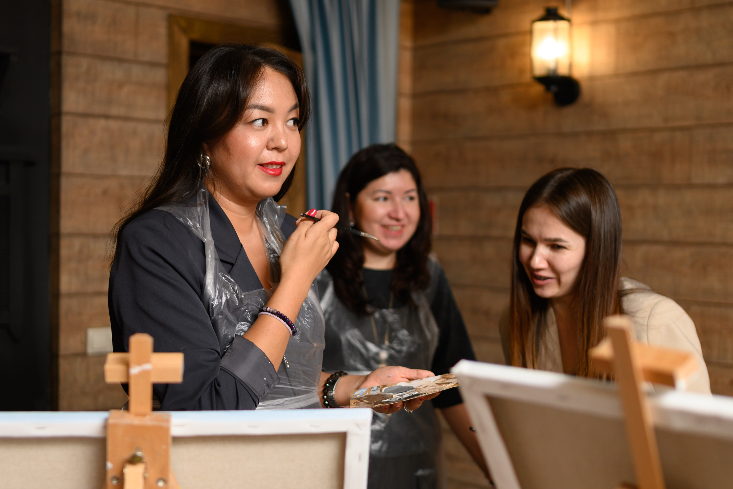 Репортаж с художественного мастер-класса в ресторане Казани