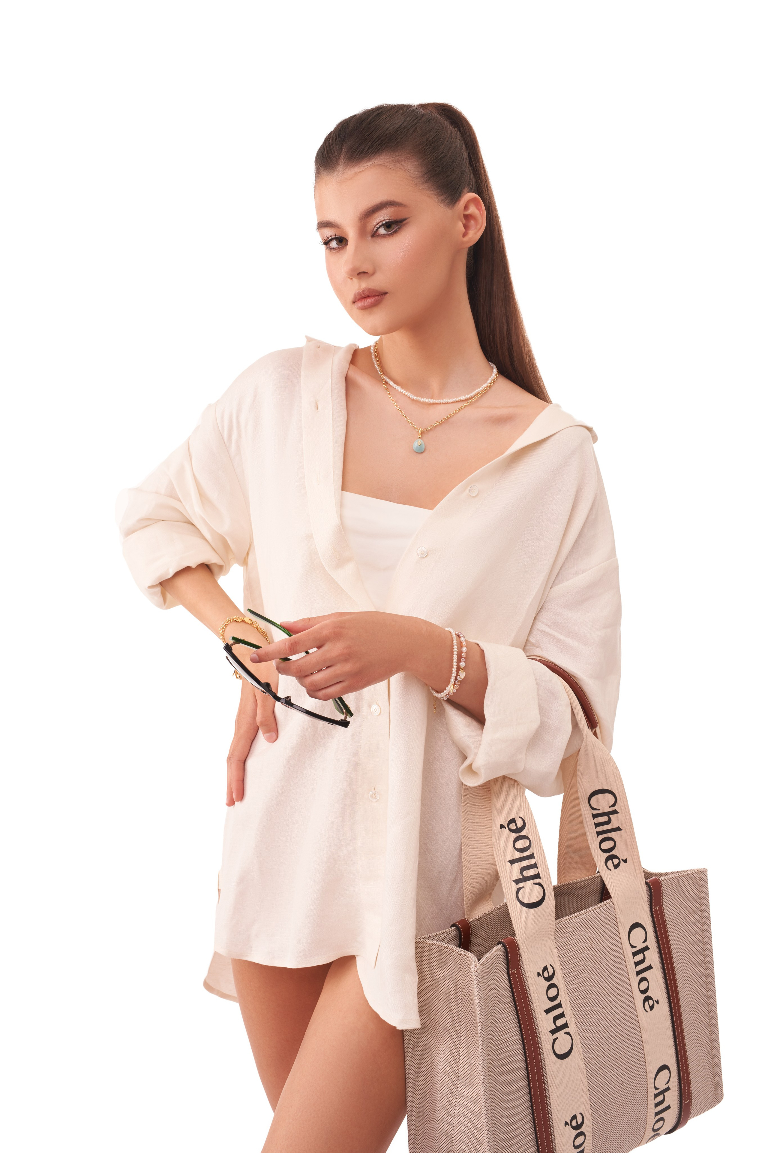 Съемка для каталогов и маркетплейсов, съемка 360 в Кирове. Фотограф/оператор для бизнеса в Кирове — Андрей Гурьянов