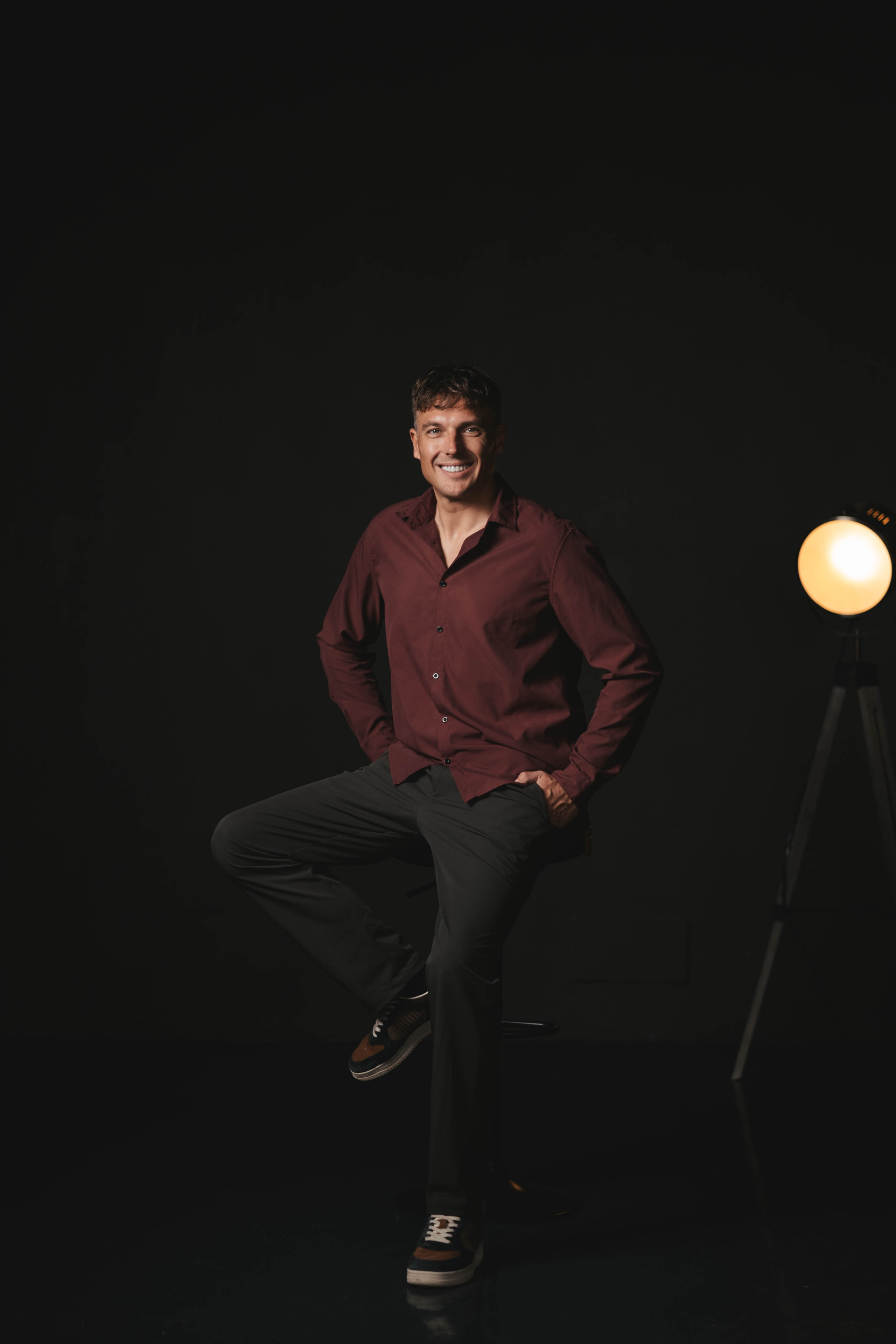 Professional portraits. I’m Julia Idamzhapova, a photographer based in Lisbon, creating natural and timeless images