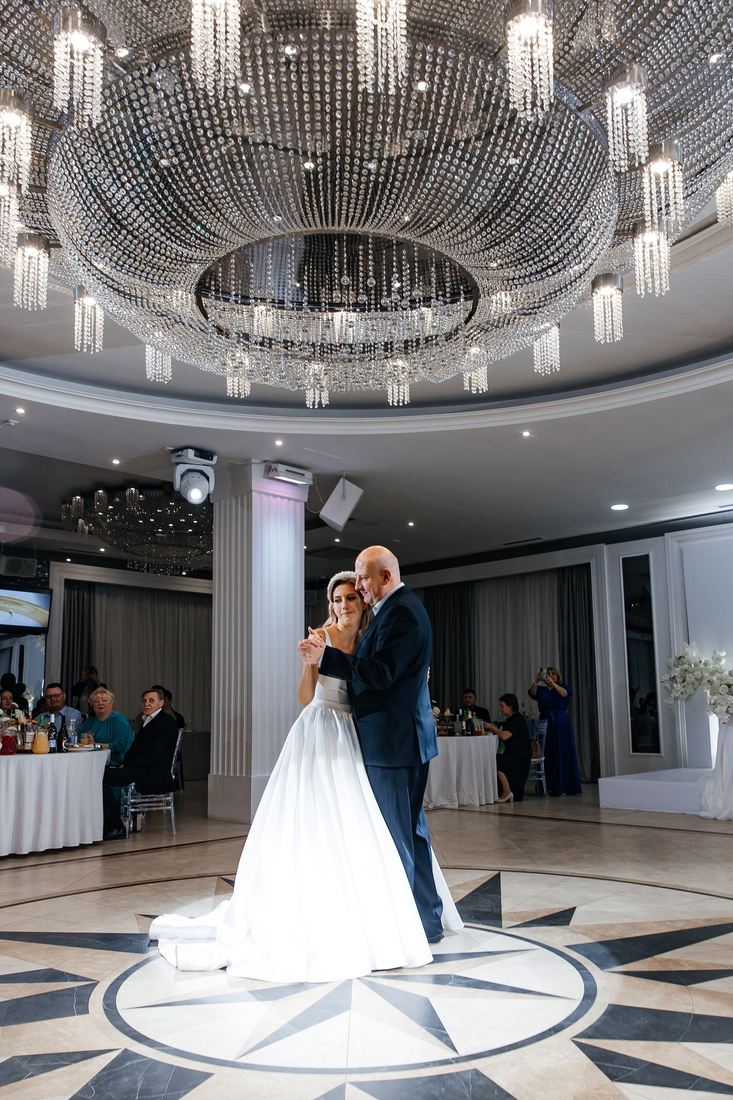 Sasha & Alena. Свадебный фотограф в Москве Виктория Арехова