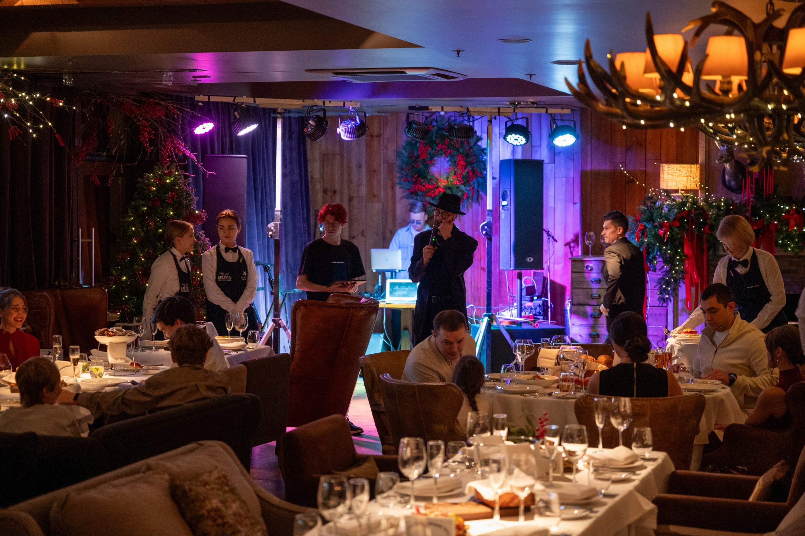 Новый год 2025 в ресторане Red Fox. Репортажный фотограф в Красной Поляне и Сочи Павлюченко Екатерина
