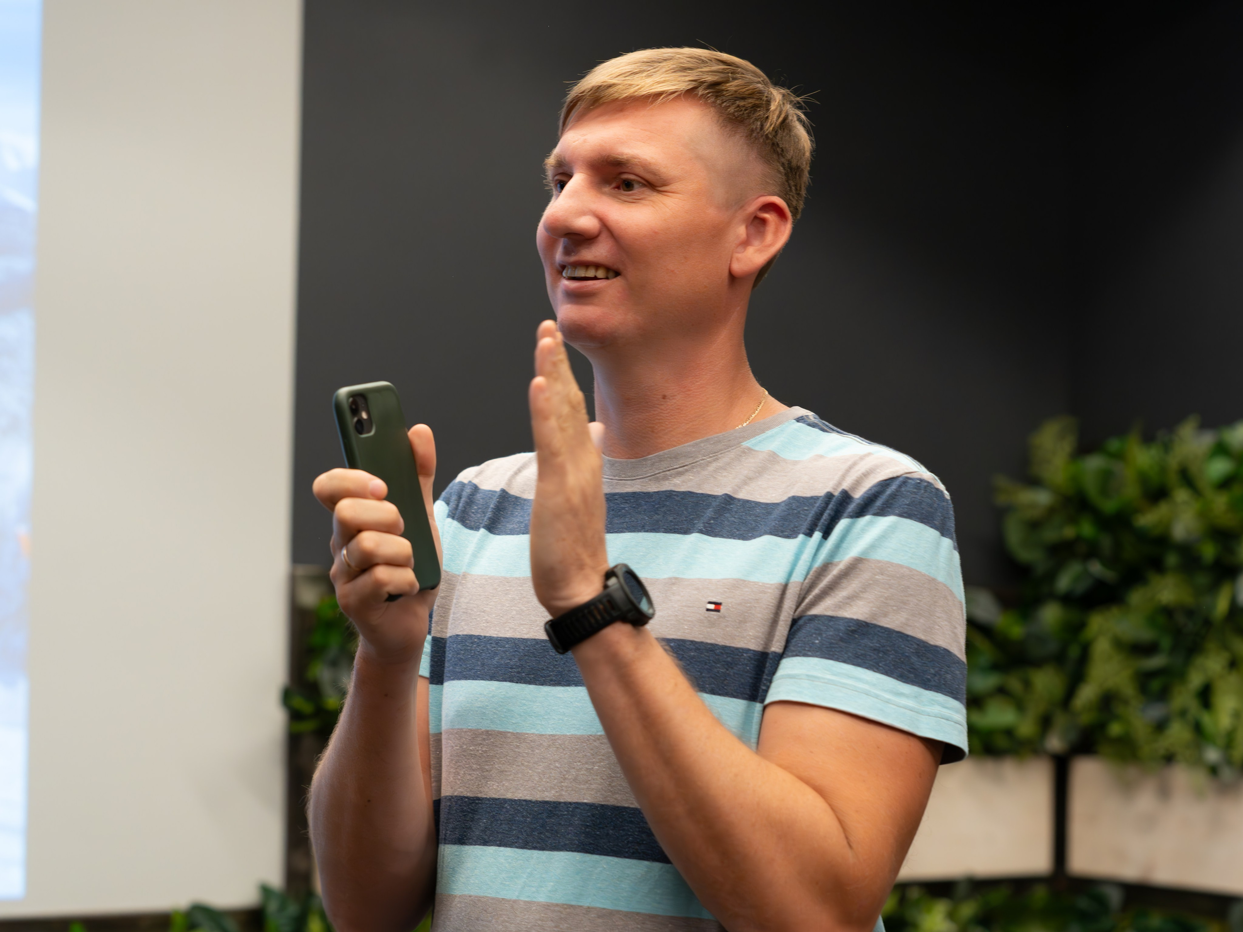 MICE мероприятие — мастер класс по акварели. Репортажный фотограф в Красной Поляне и Сочи Павлюченко Екатерина