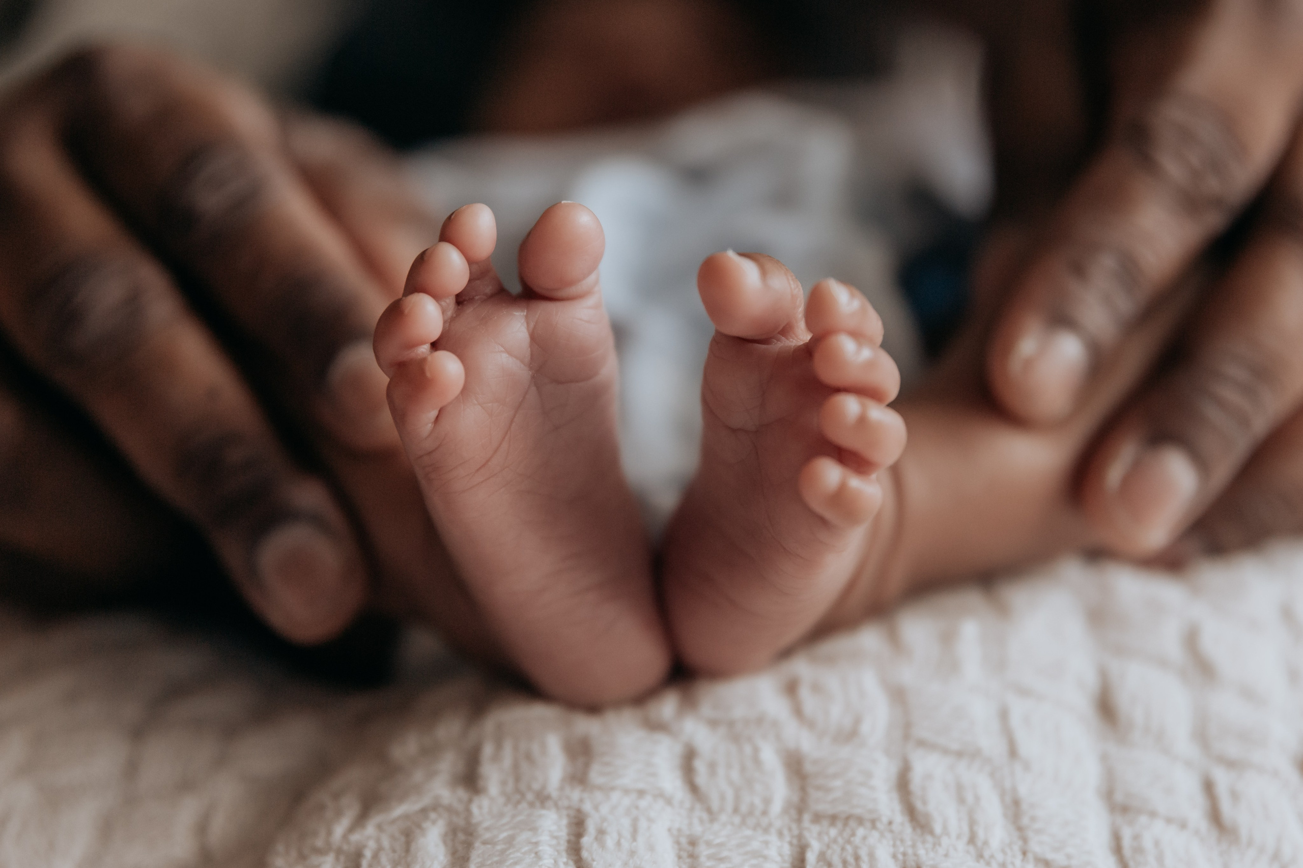 Elegant Newborn Photography Dubai | Timeless Beauty