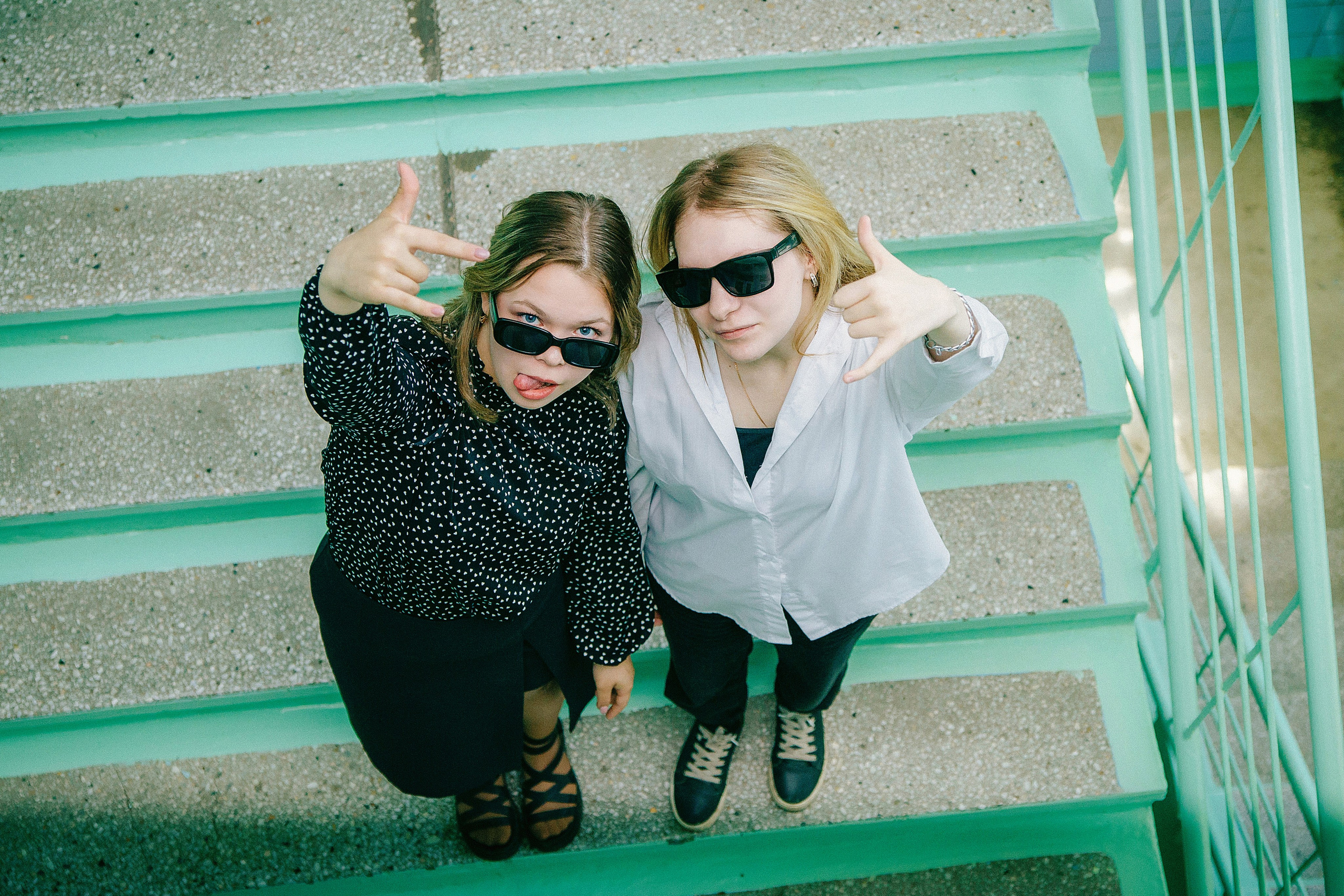 Выпускные альбомы групповые фотографии Искитим Бердск Новосибирск. Выпускные альбомы Искитим, Бердск и Новосибирск Крюкова Елена