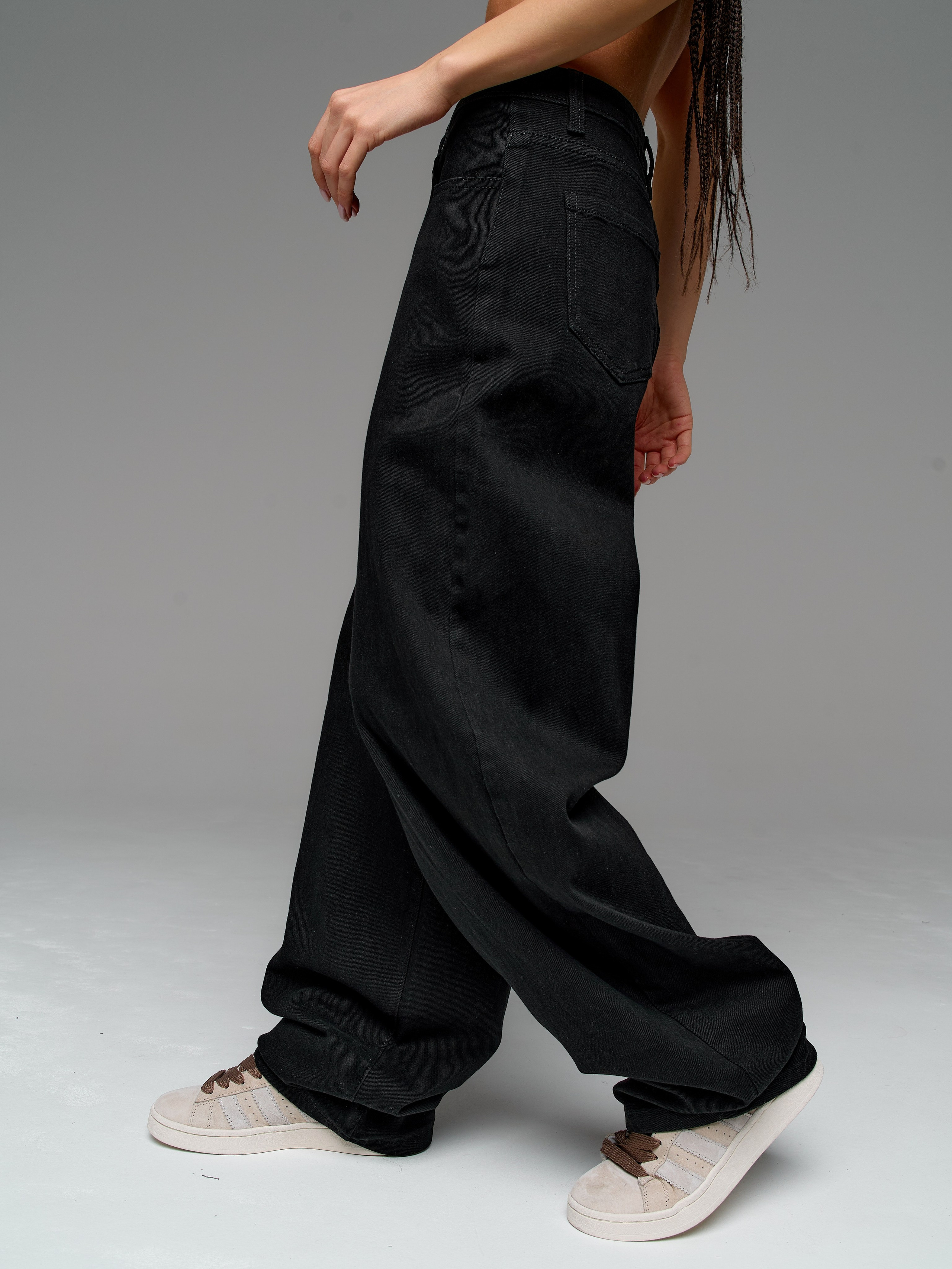 Джинсы. Фотограф для маркетплейсов в Москве