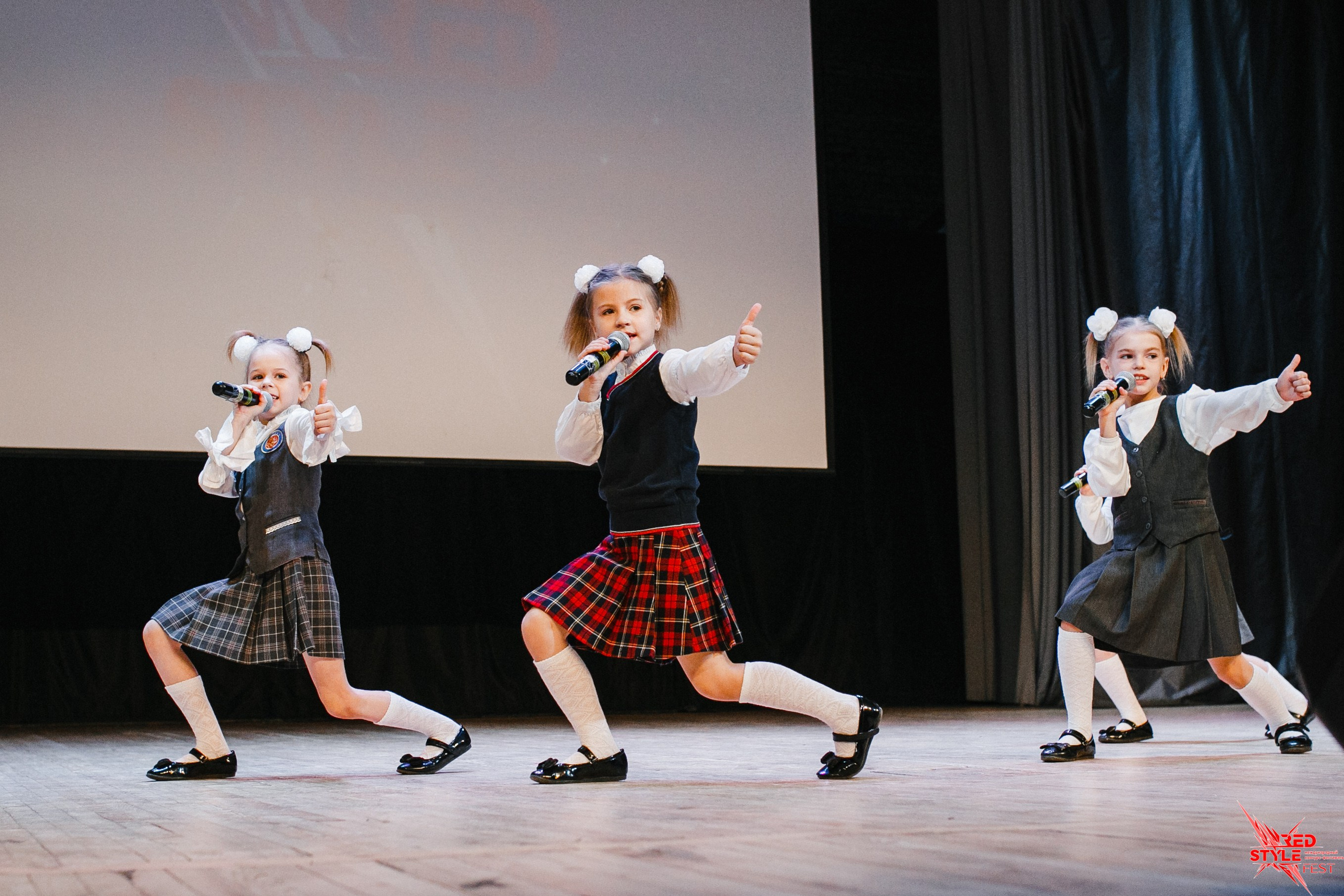 Концерты new line dance-magic universe-red. Фотограф в Новосибирске Ася Зверева