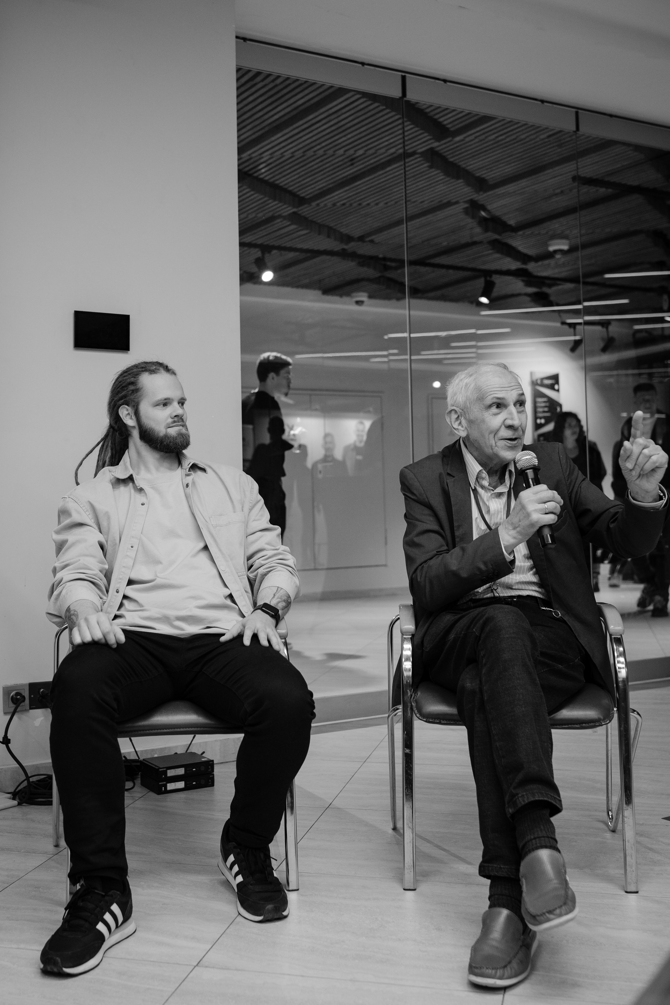 Репортажный фотограф на конференцию в Москве. Репортажный фотограф в Москве Саша Дружинина