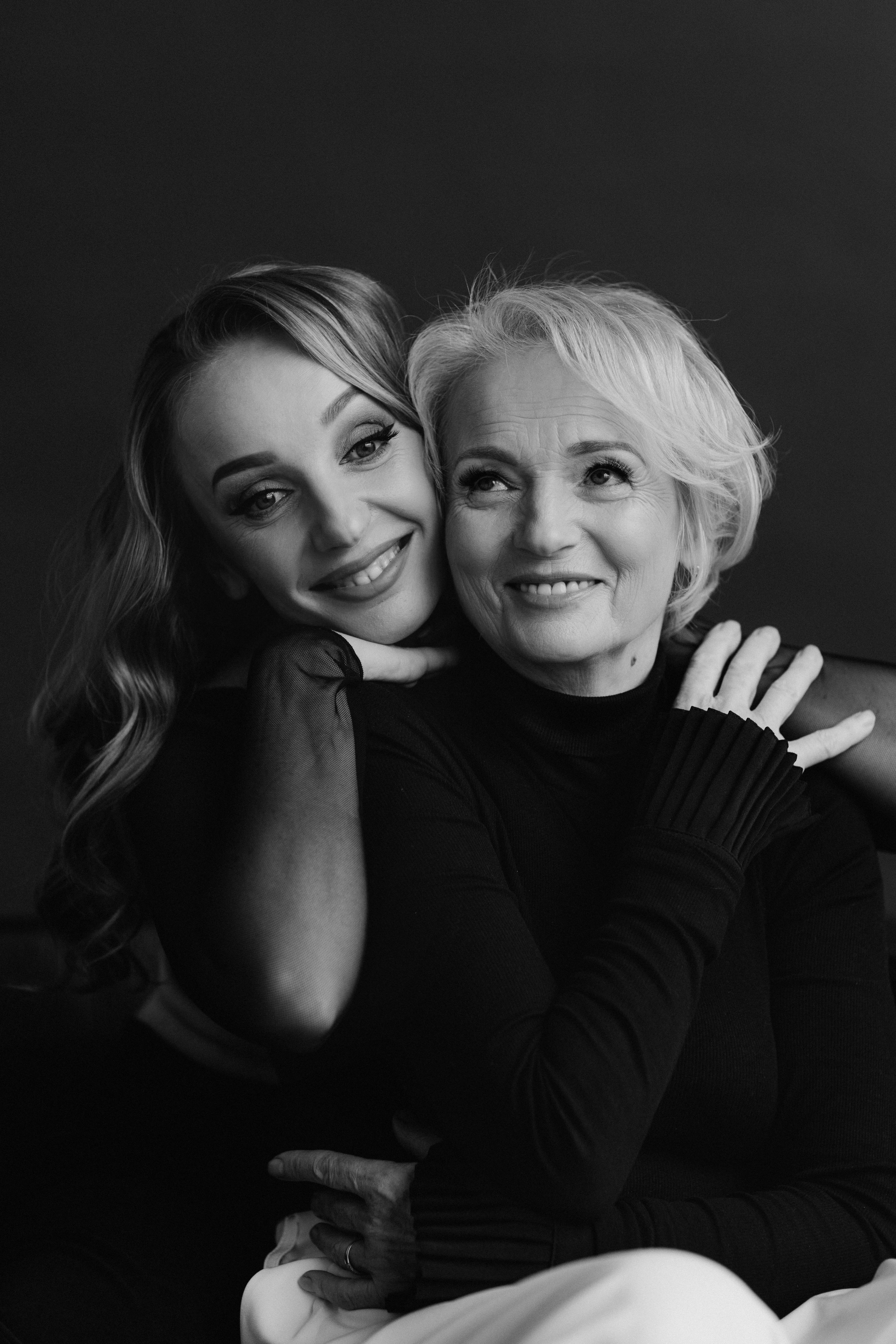 МАМА. Главная