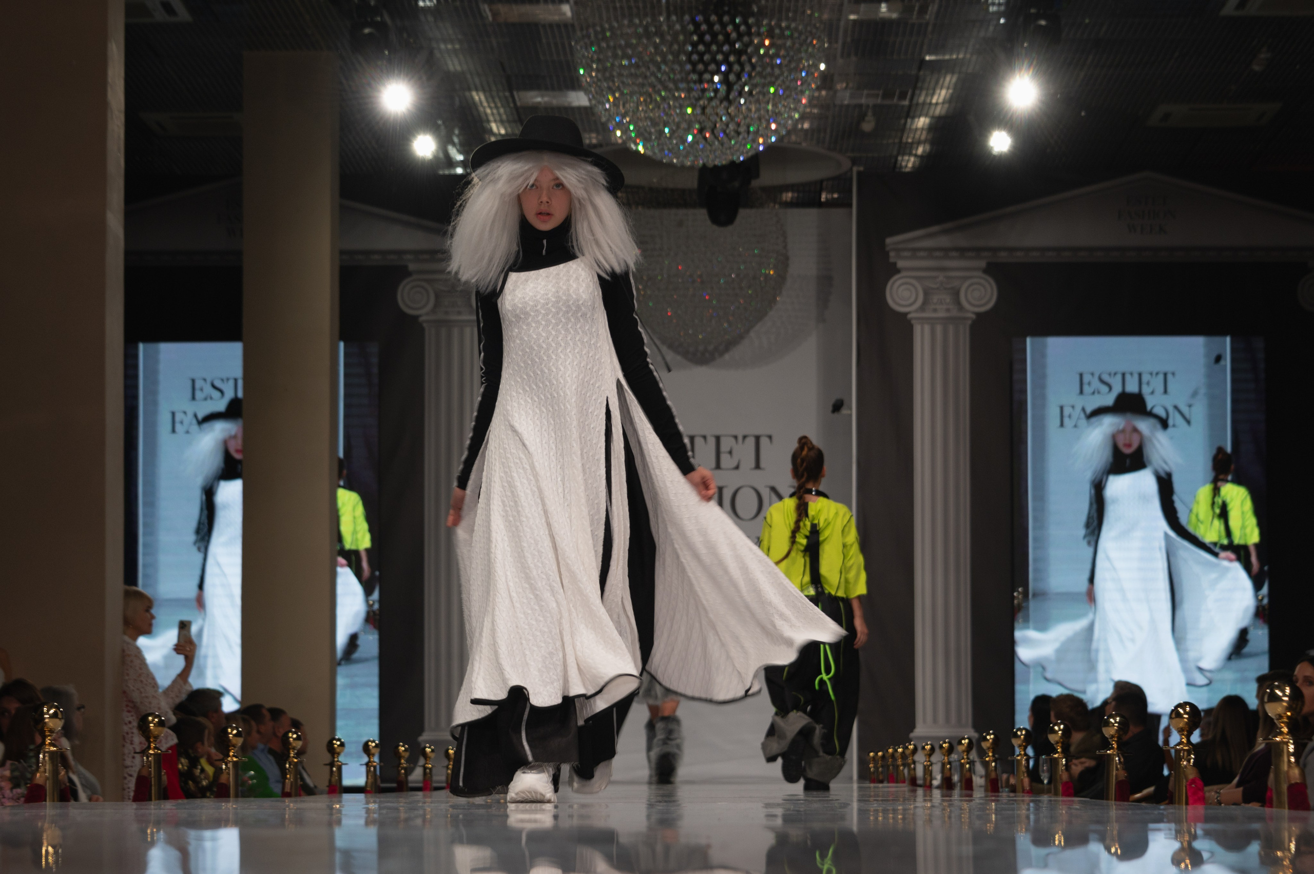 Estet Fashion Week-2023. Фотограф Роман Адлер