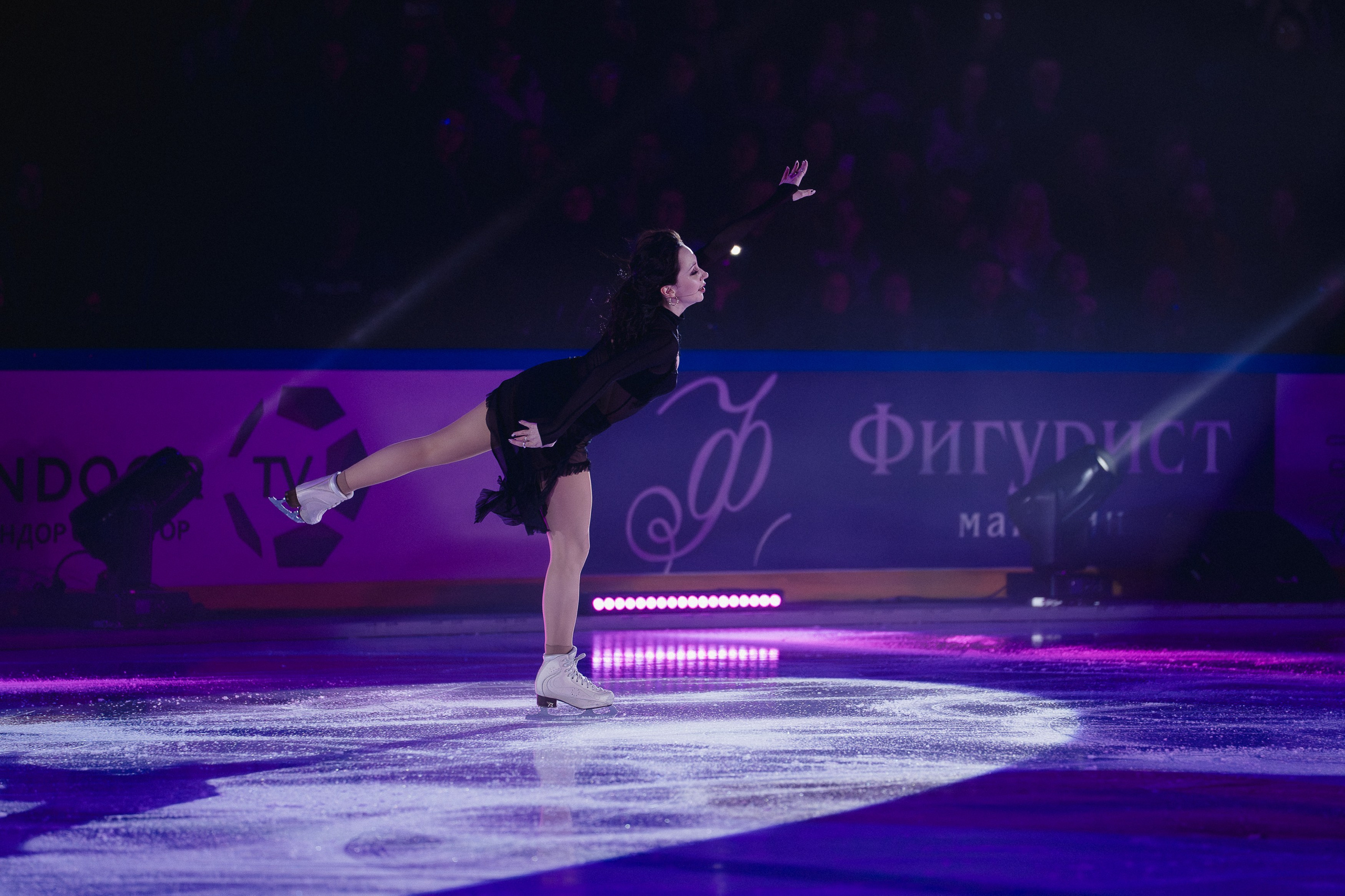 Шоу Этери Тутберидзе в Новосибирске. Воробьева Ксения — Спортивный и танцевальный фотограф Новосибирск