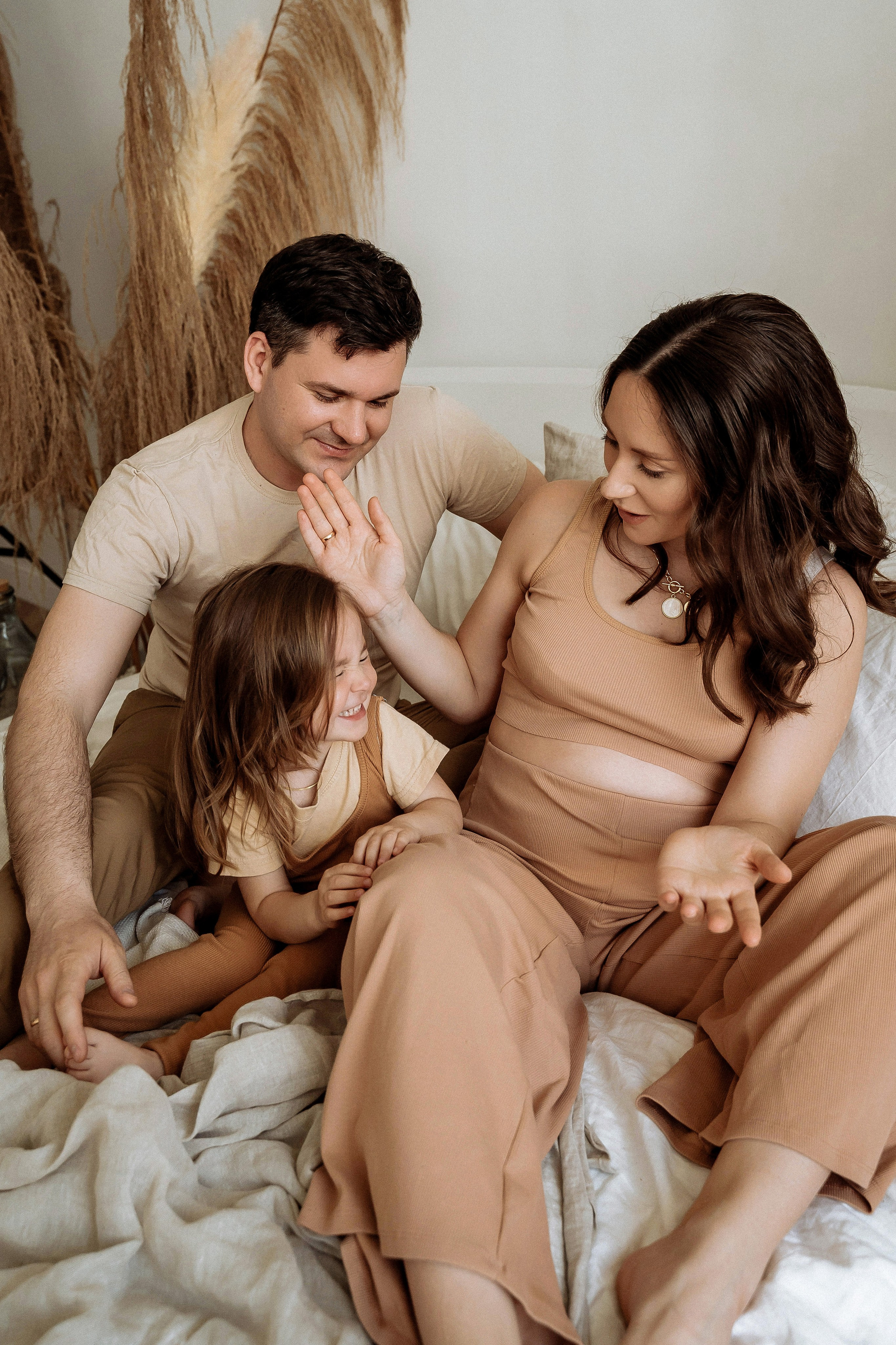 Андрей, Алёна и Анечка. Свадебный фотограф в Москве Яна Деньгина