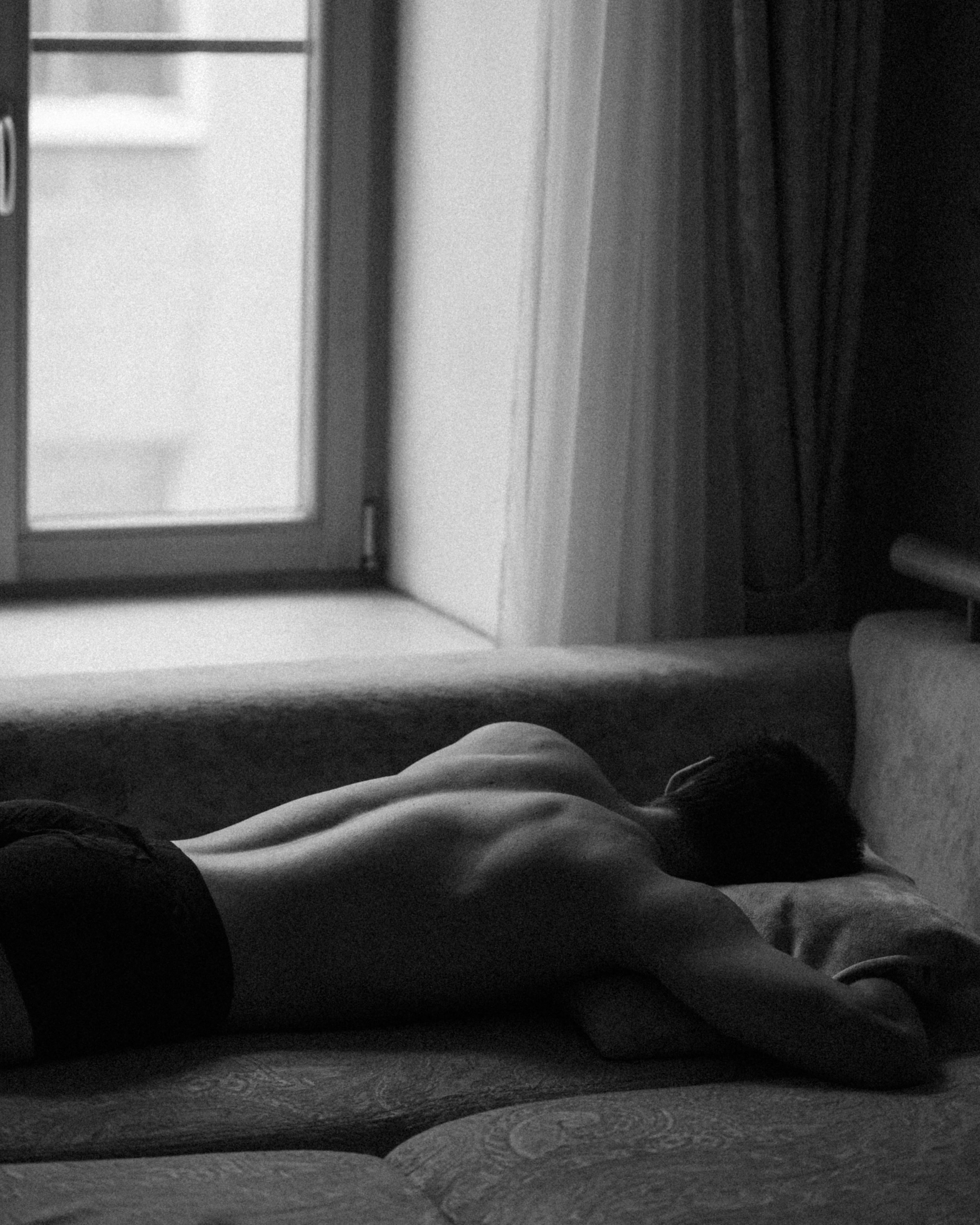 *. Ню-фотограф в Санкт-Петербурге Марина Бахтиярова