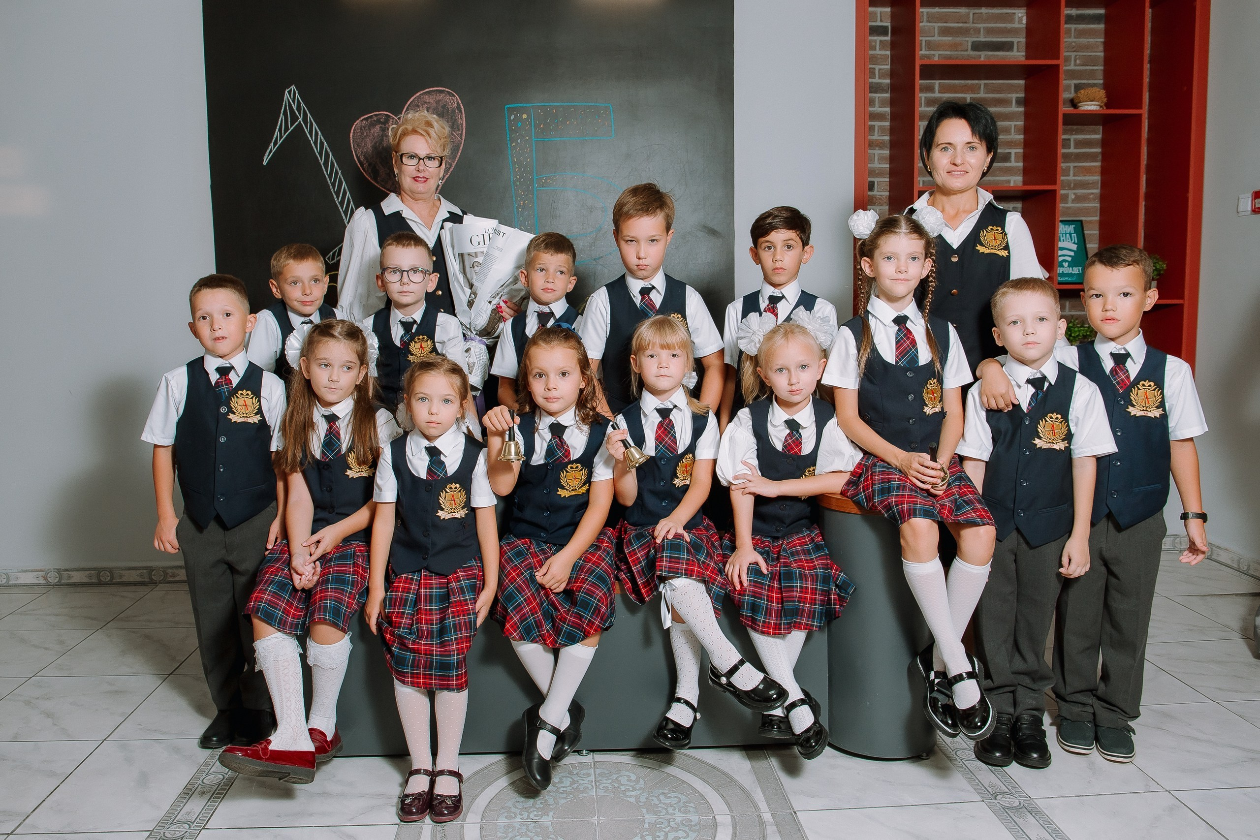 1 класс школа «Личность». Выпускные альбомы Натальи Бутко: Новороссийск, Анапа, Геленджик