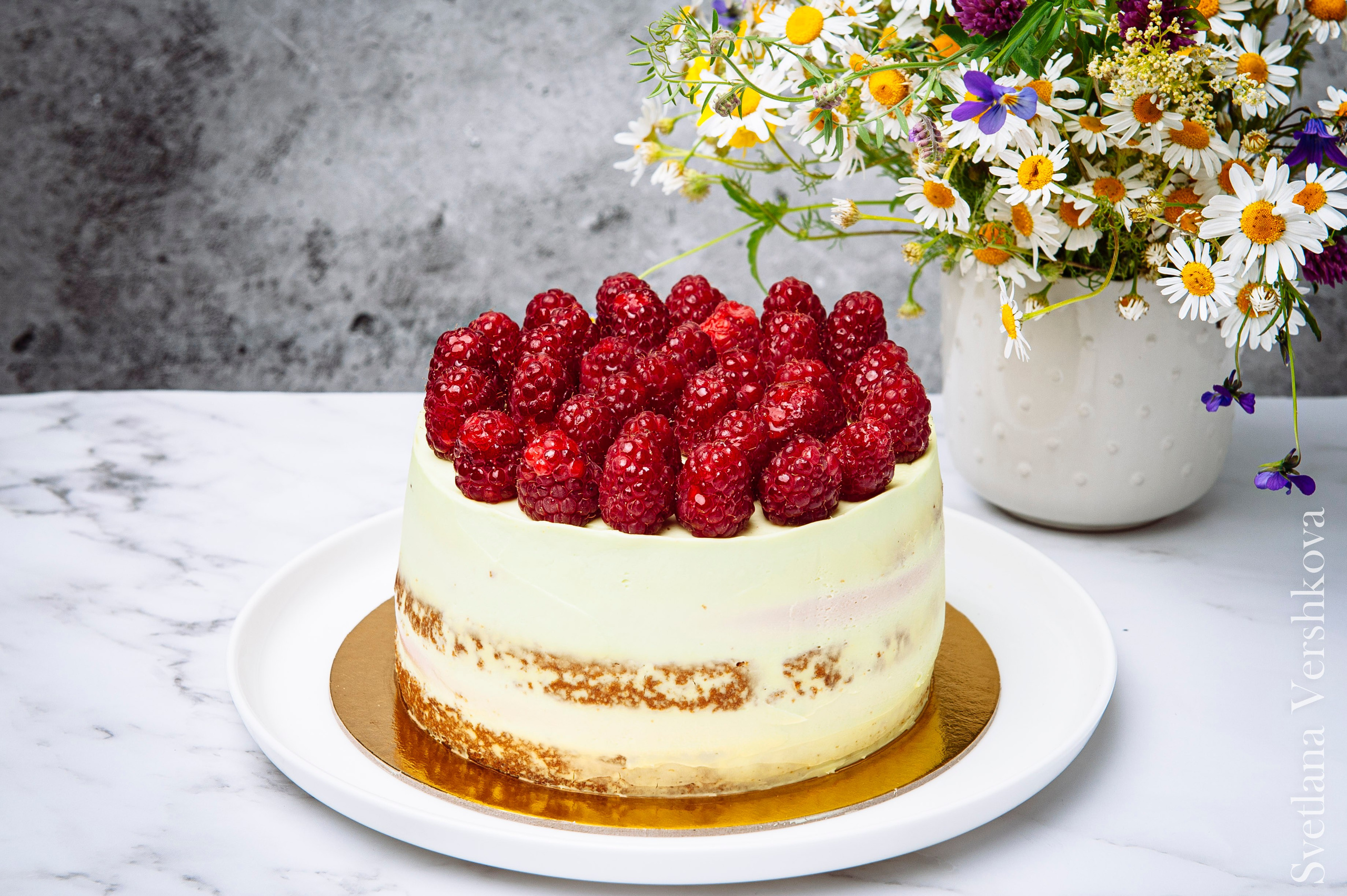 Фуд фото торты и десерты. Фотограф Артем Севостьянов. Профессиональная фотосъемка в Ногинске, Москве, Московской области и за границей