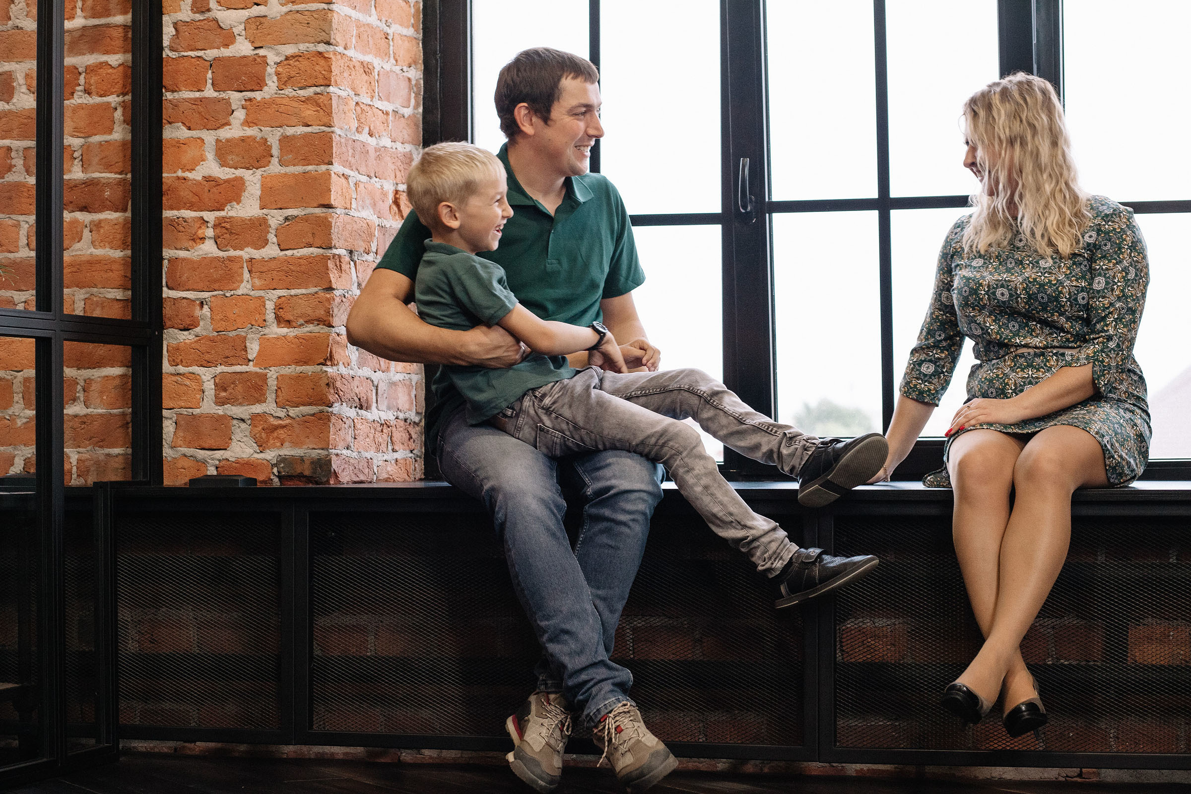 В фотостудии Веретено. Семейный и свадебный фотограф в Майкопе Михаил Мартиросян