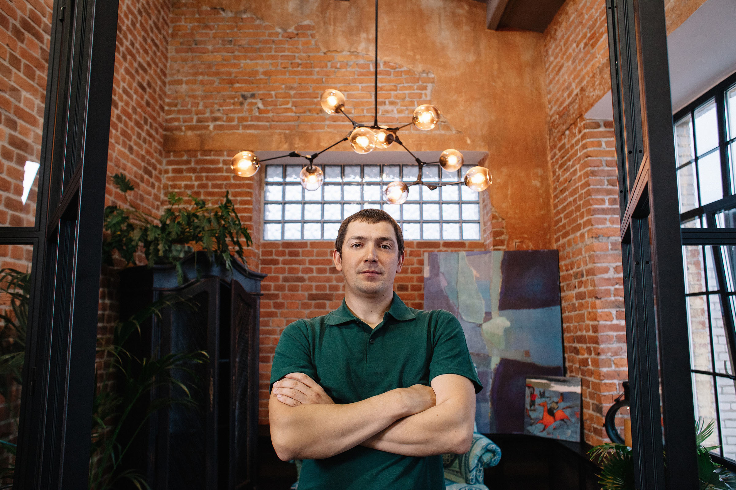 В фотостудии Веретено. Семейный и свадебный фотограф в Майкопе Михаил Мартиросян