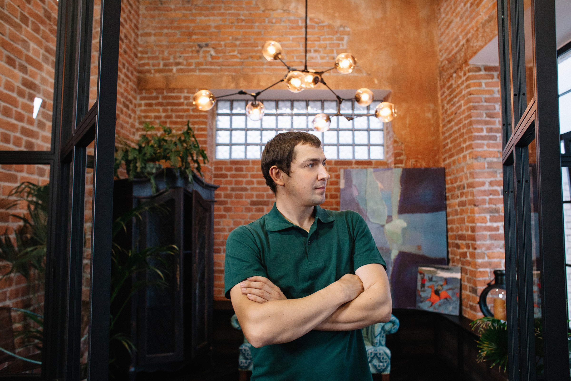 В фотостудии Веретено. Семейный и свадебный фотограф в Майкопе Михаил Мартиросян