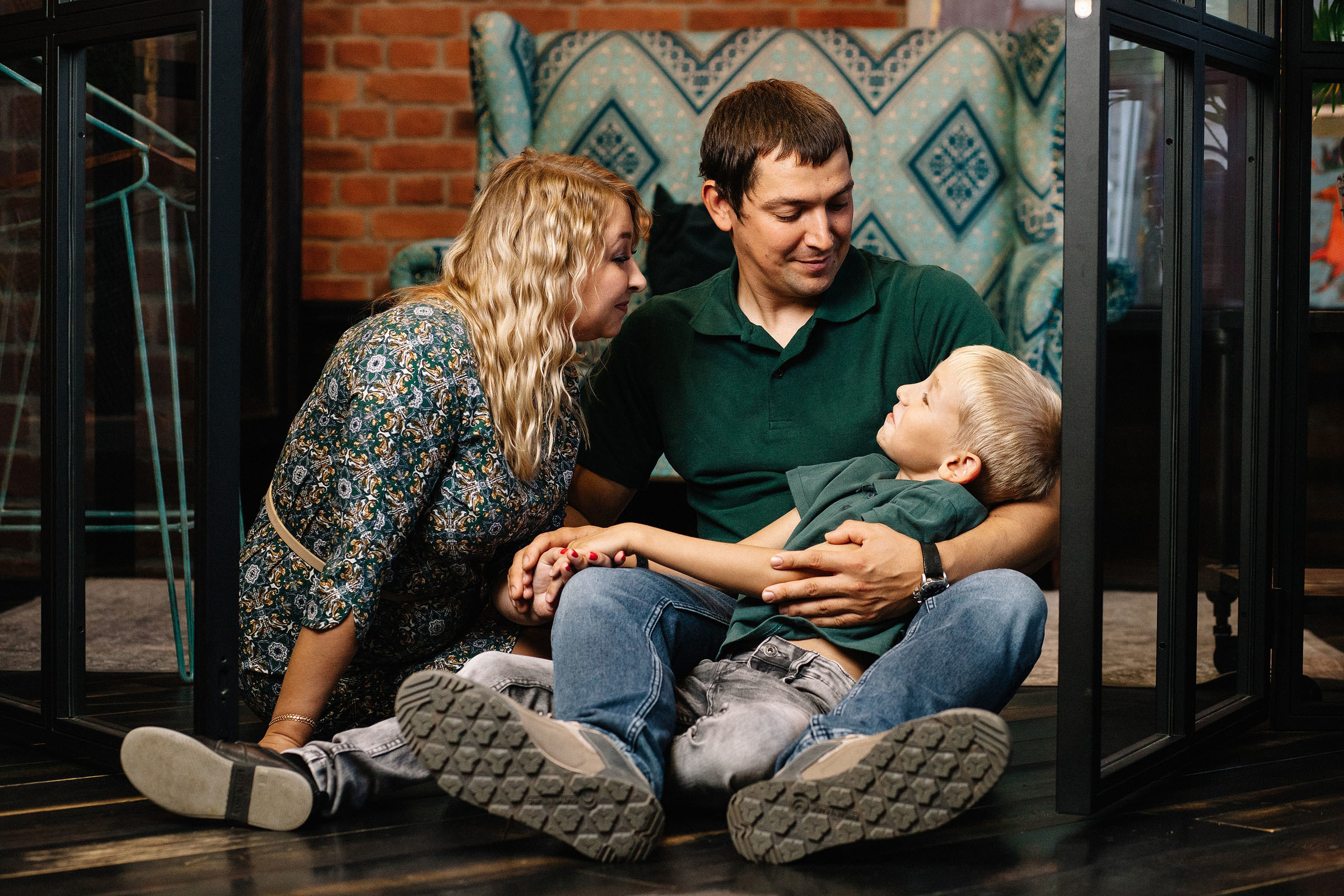 В фотостудии Веретено. Семейный и свадебный фотограф в Майкопе Михаил Мартиросян