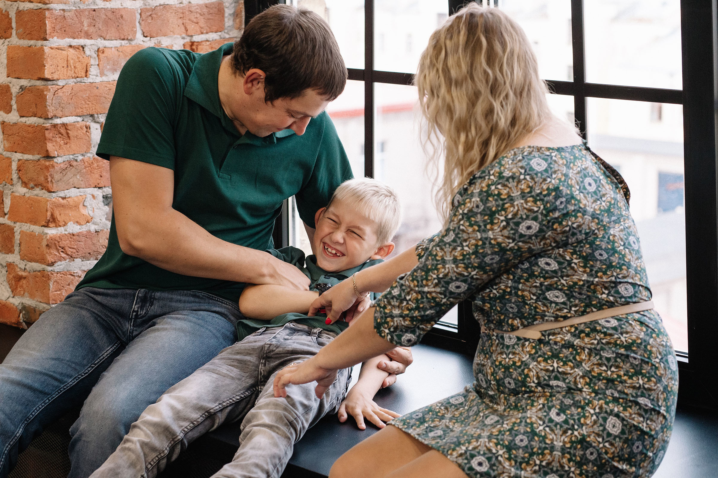 В фотостудии Веретено. Семейный и свадебный фотограф в Майкопе Михаил Мартиросян