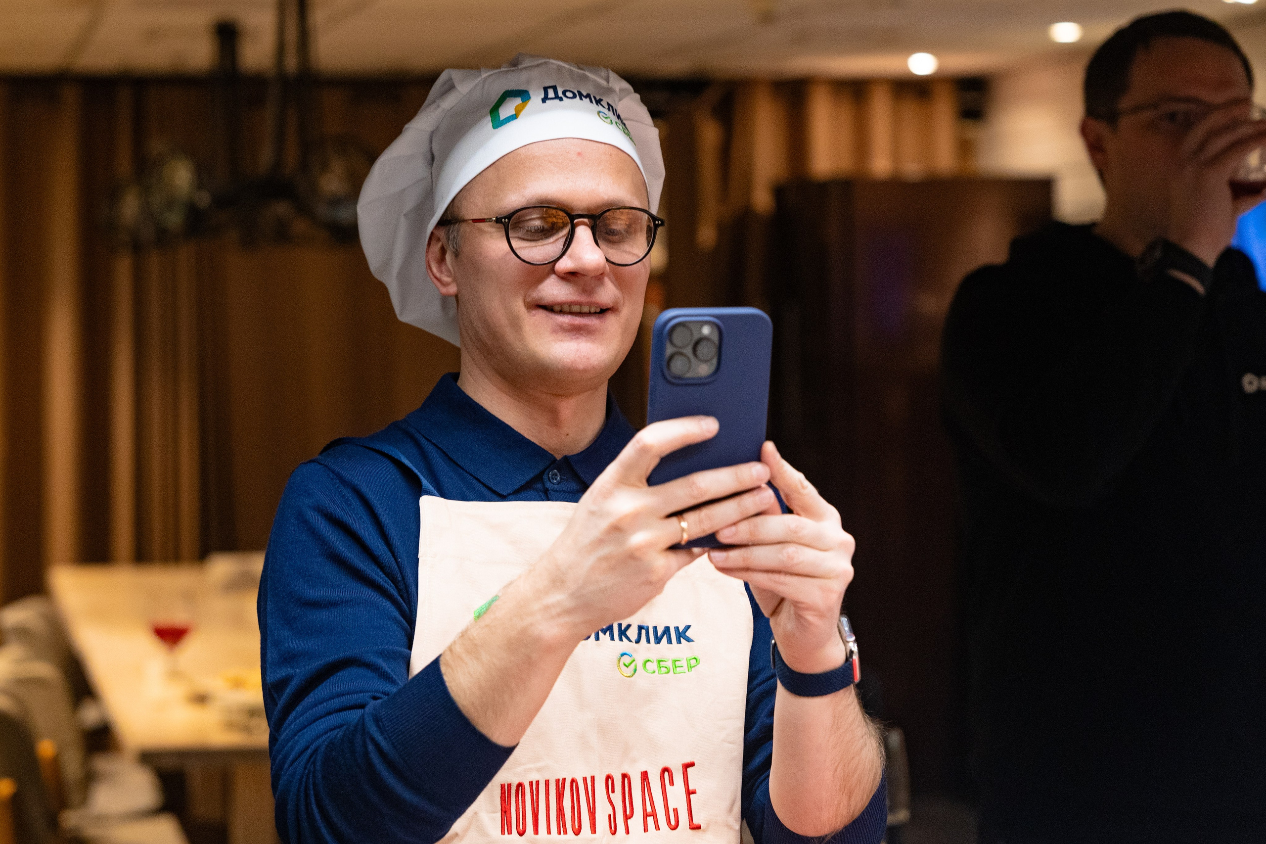 NOVIKOV SCHOOL — Умами зал. Фотограф Никита Комаров