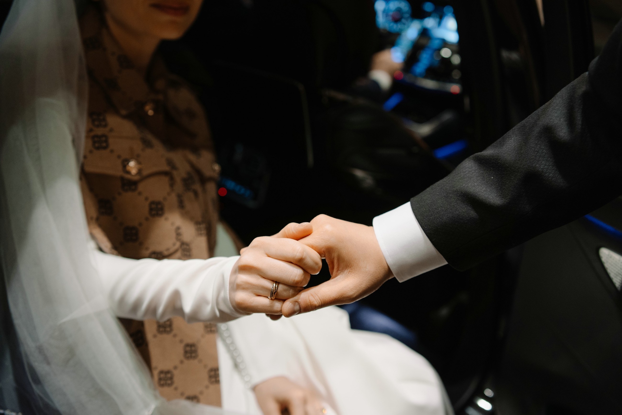 Фотосессия свадьбы в Lotte Plaza. Свадебный и семейный фотограф в Москве Светлана Зоткина