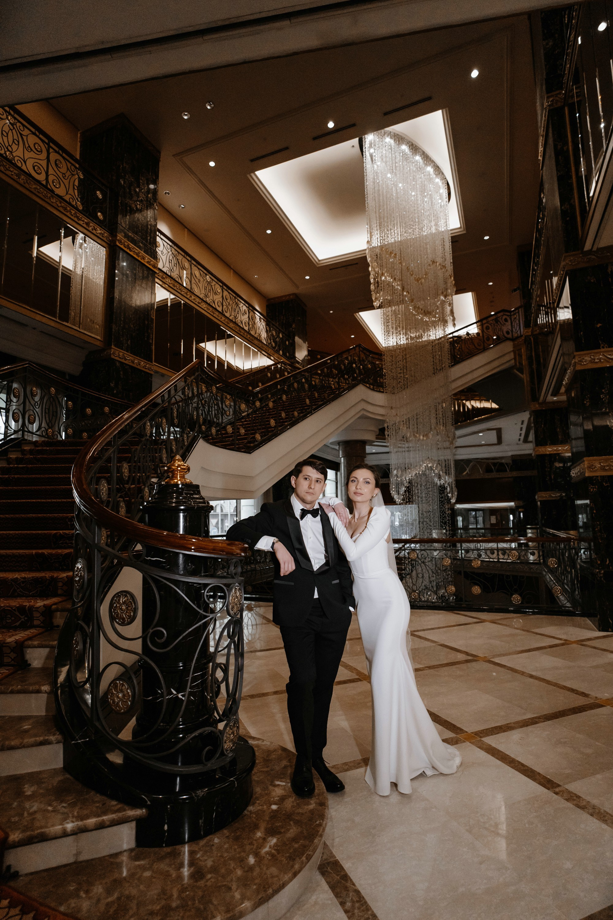 Фотосессия свадьбы в Lotte Plaza. Свадебный и семейный фотограф в Москве Светлана Зоткина