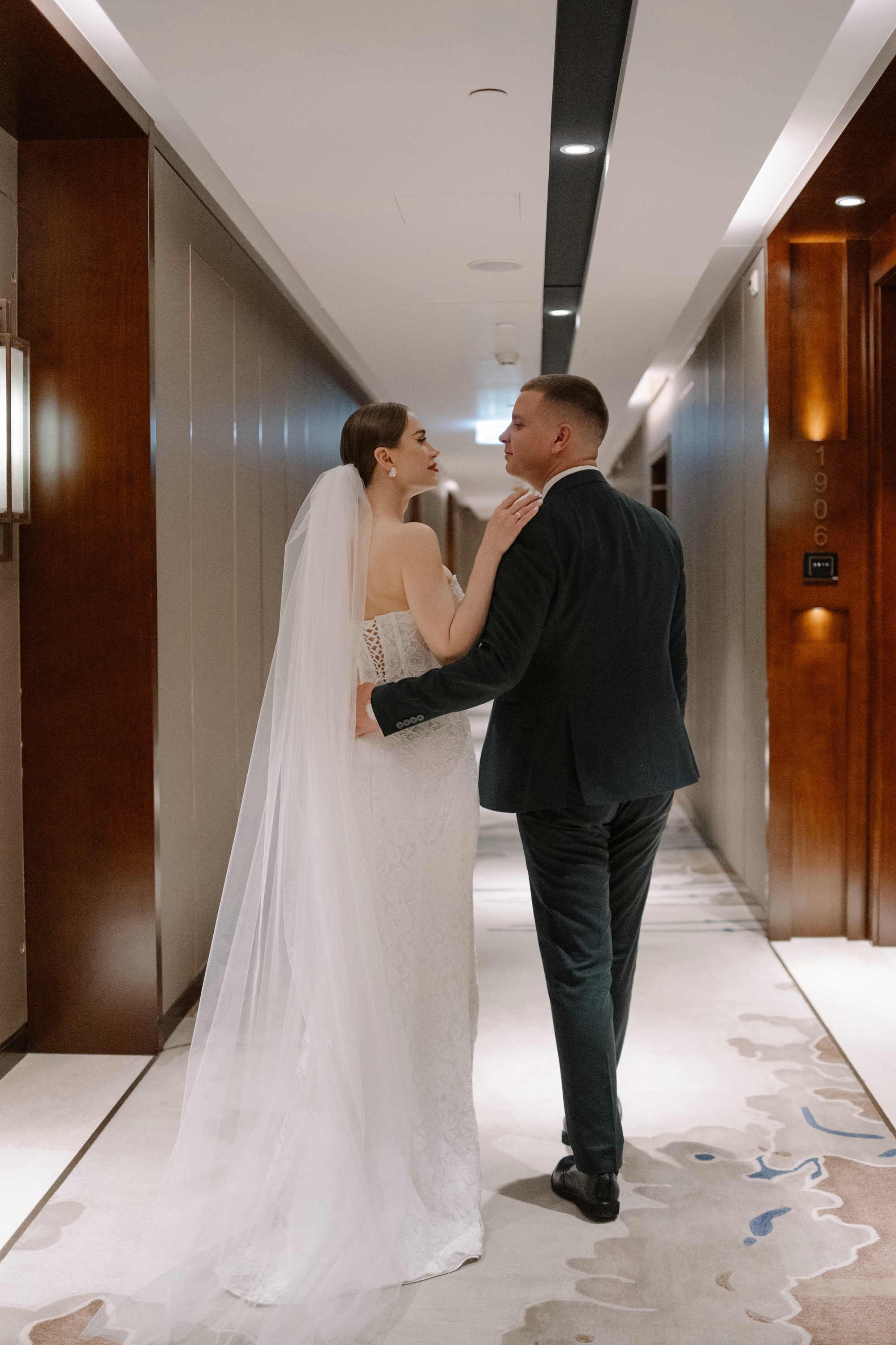 Свадебная фотосессия в Soluxe hotel Moscow. Свадебный и семейный фотограф в Москве Светлана Зоткина