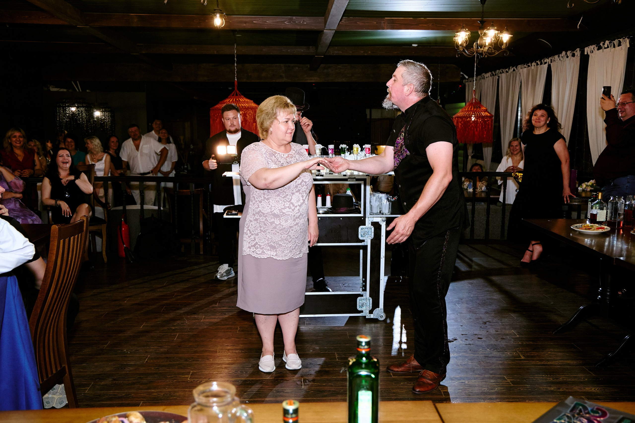 Выпускной 35 Сош. Фотограф Выпускные альбомы Таганрог Сергей Коробченко