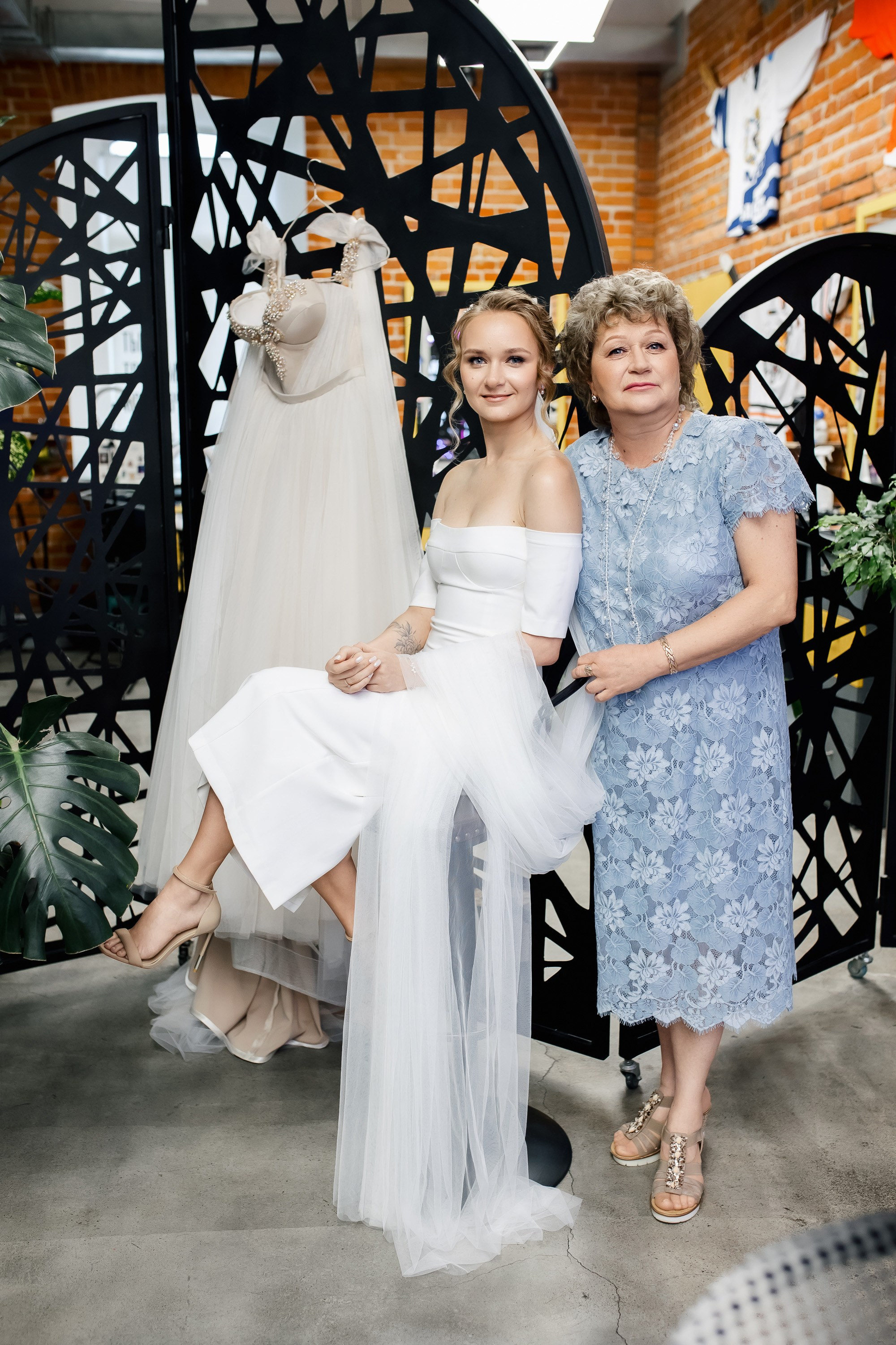 Степан и Ульяна. Утро. Загс. Прогулка. Дождь и солнце. Свадебный фотограф в Хабаровске