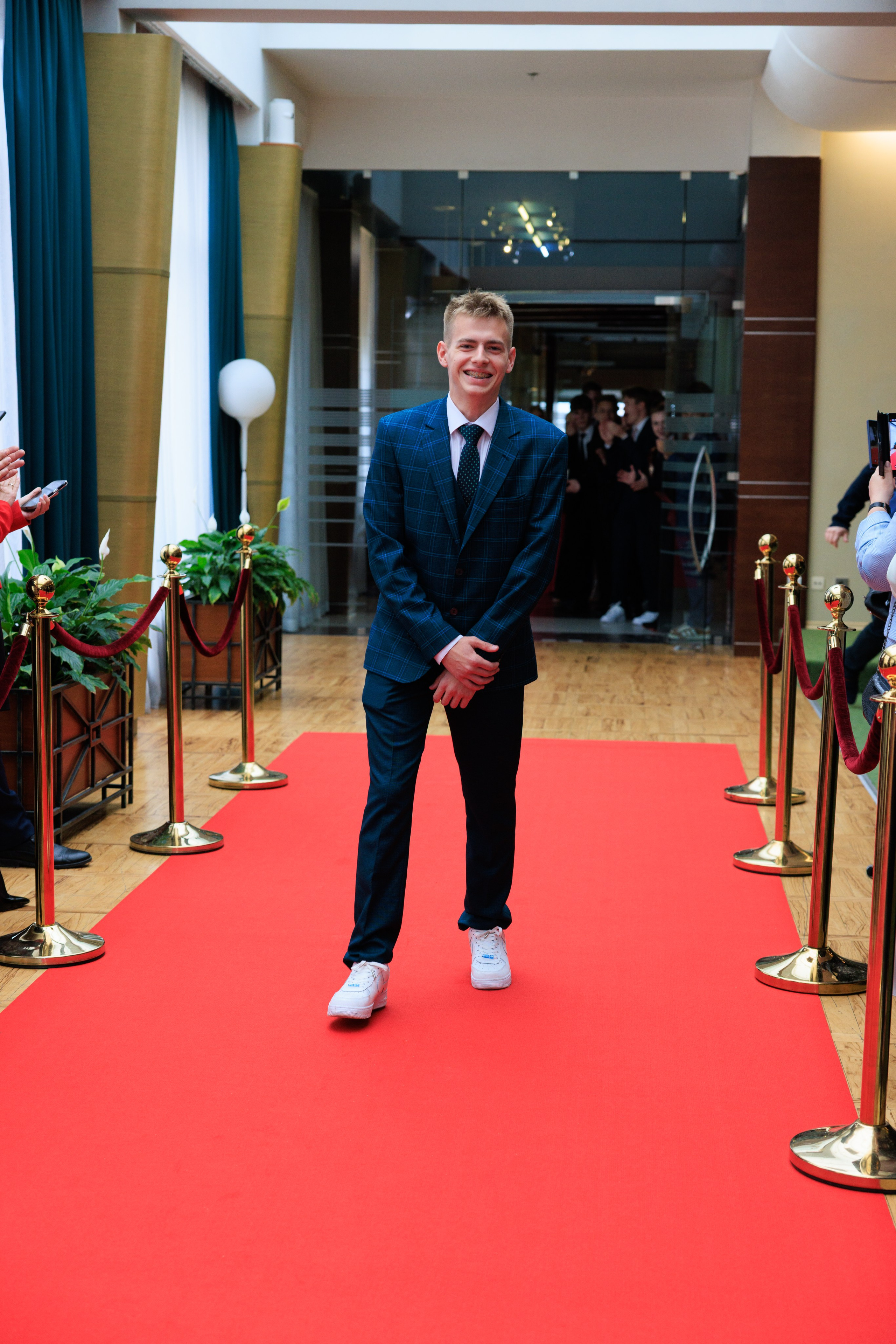 Выпускной лицея 244. Фотограф Александр Заломаев