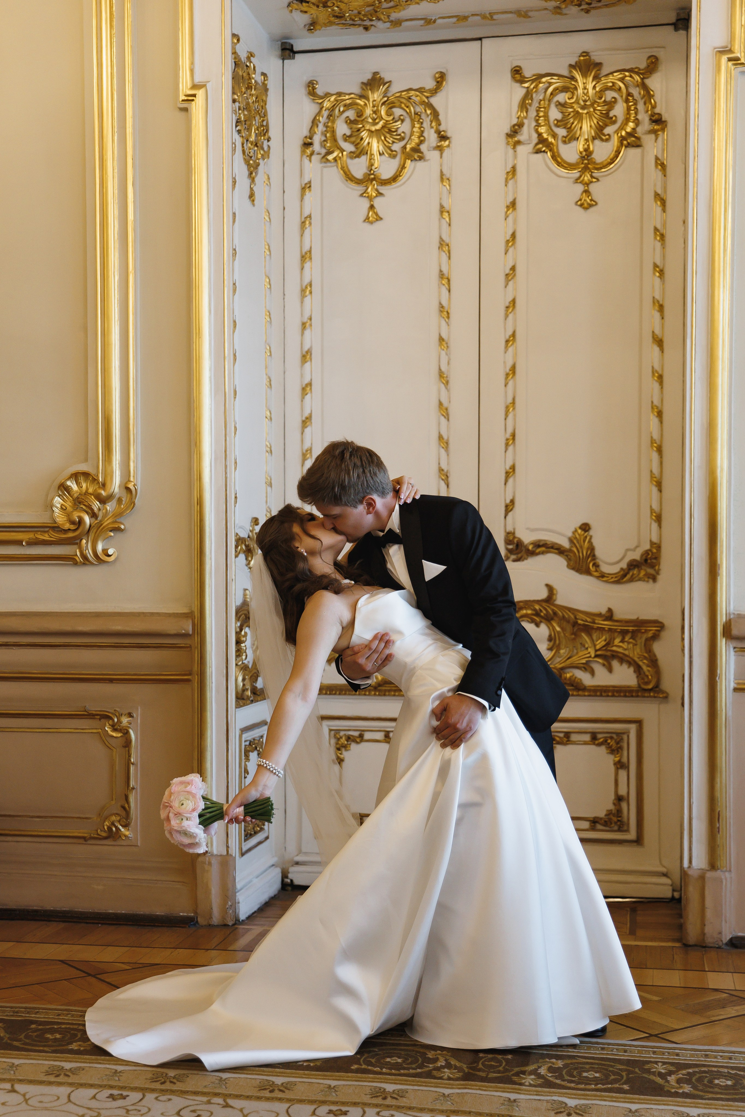 Саша и Кристина. Свадебный фотограф в Санкт-Петербурге, Москве, Европе и по всему миру