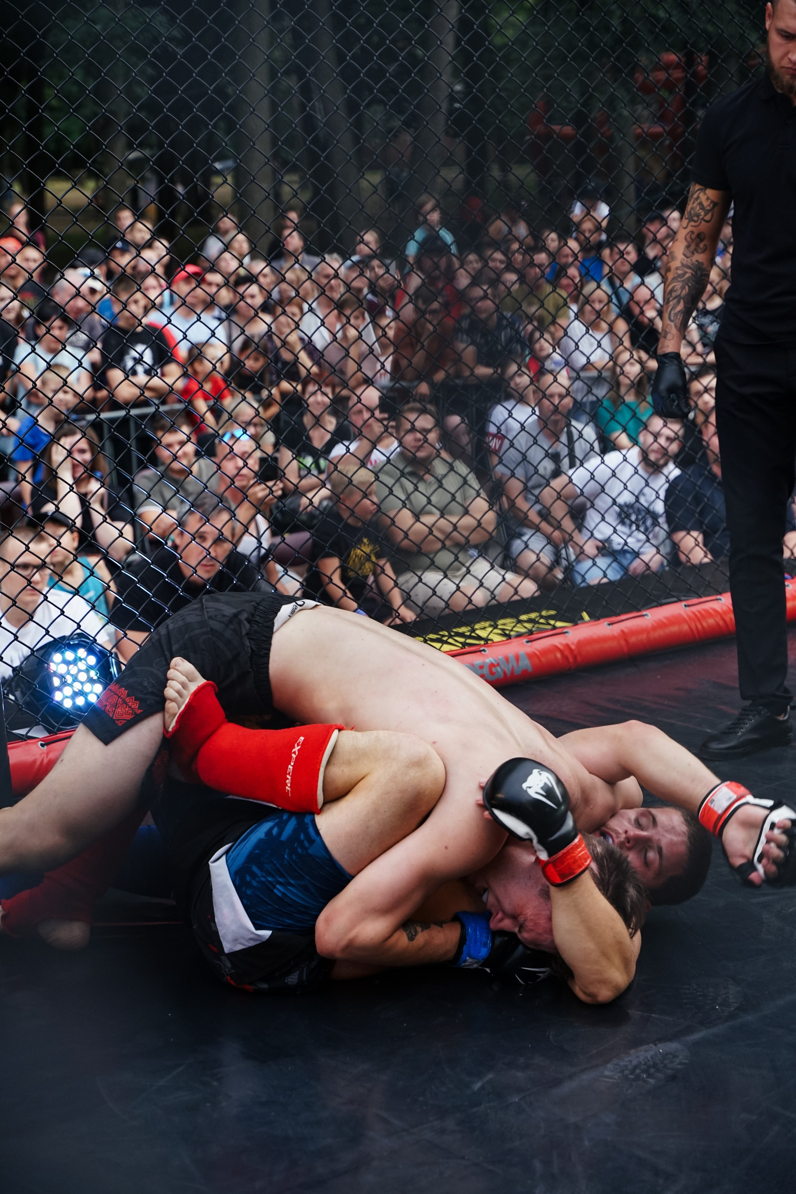 Вечер боев в ЦПКиО. Фотограф Надежда Погребняк | Рязань | Москва