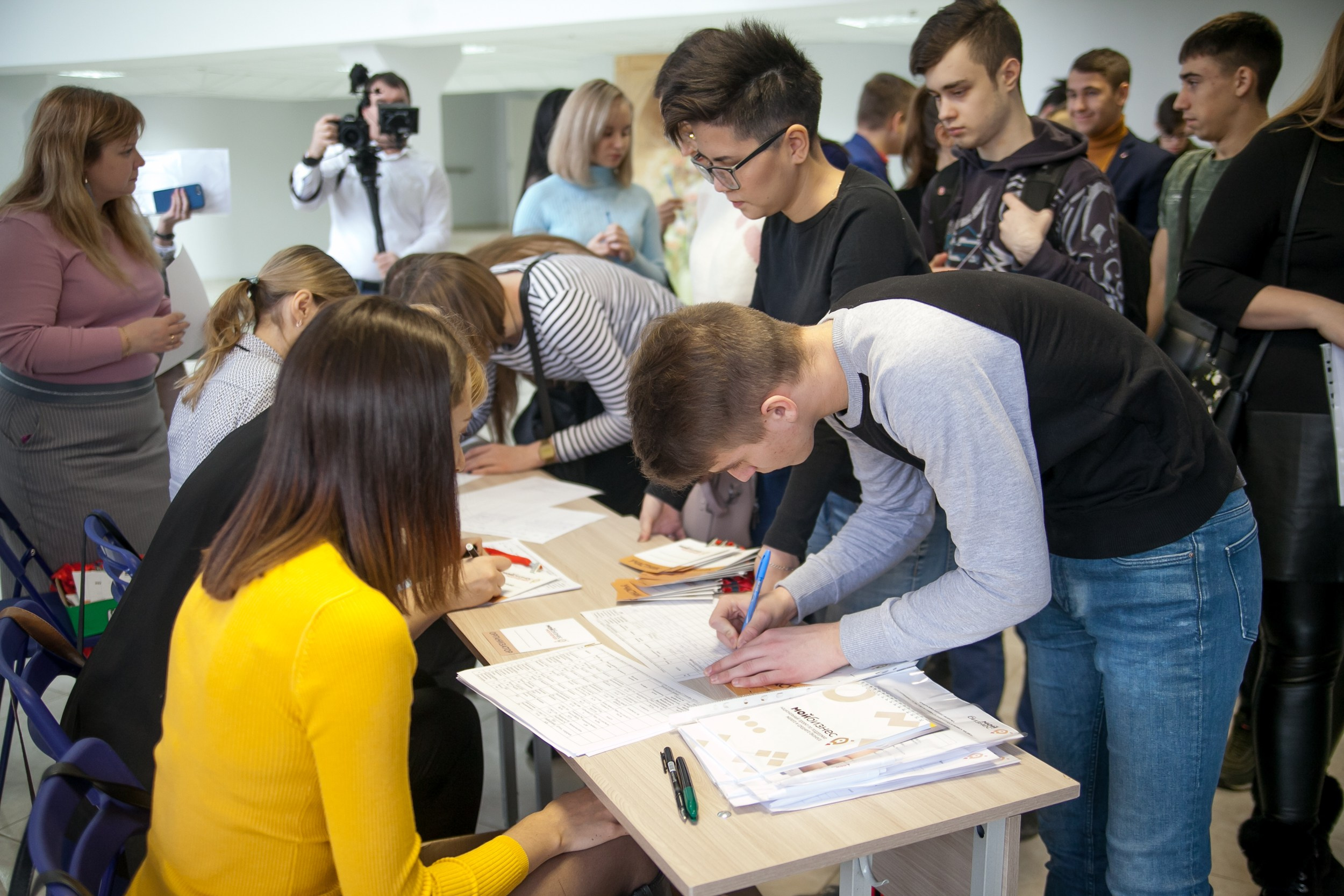 Форум «Мой Бизнес» точка кипения. Свадебный и детский фотограф в Волгограде Слава Белов