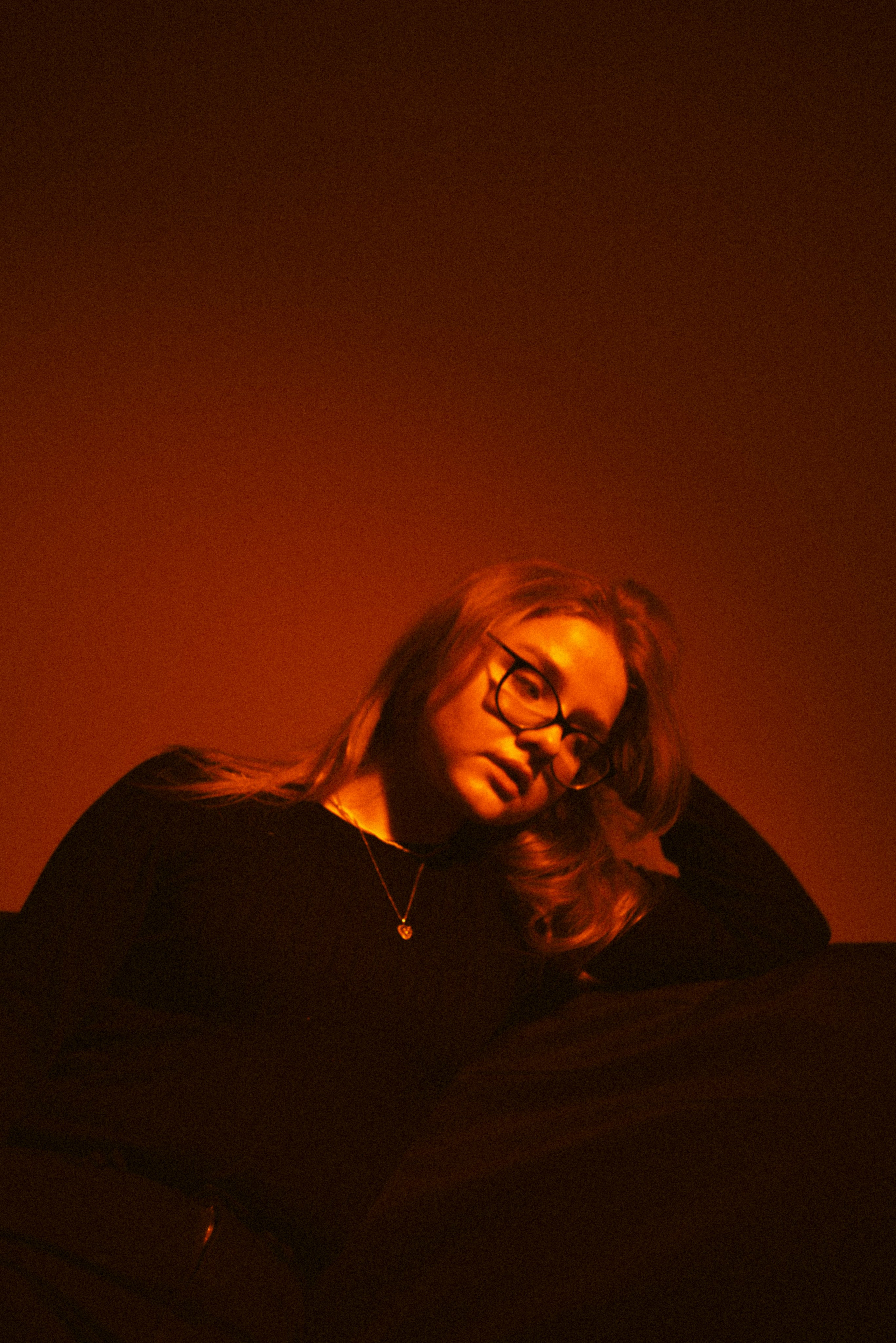 Minimalistic photoshoot in studio with colourful light. Katya Che | Photographer | Beograd