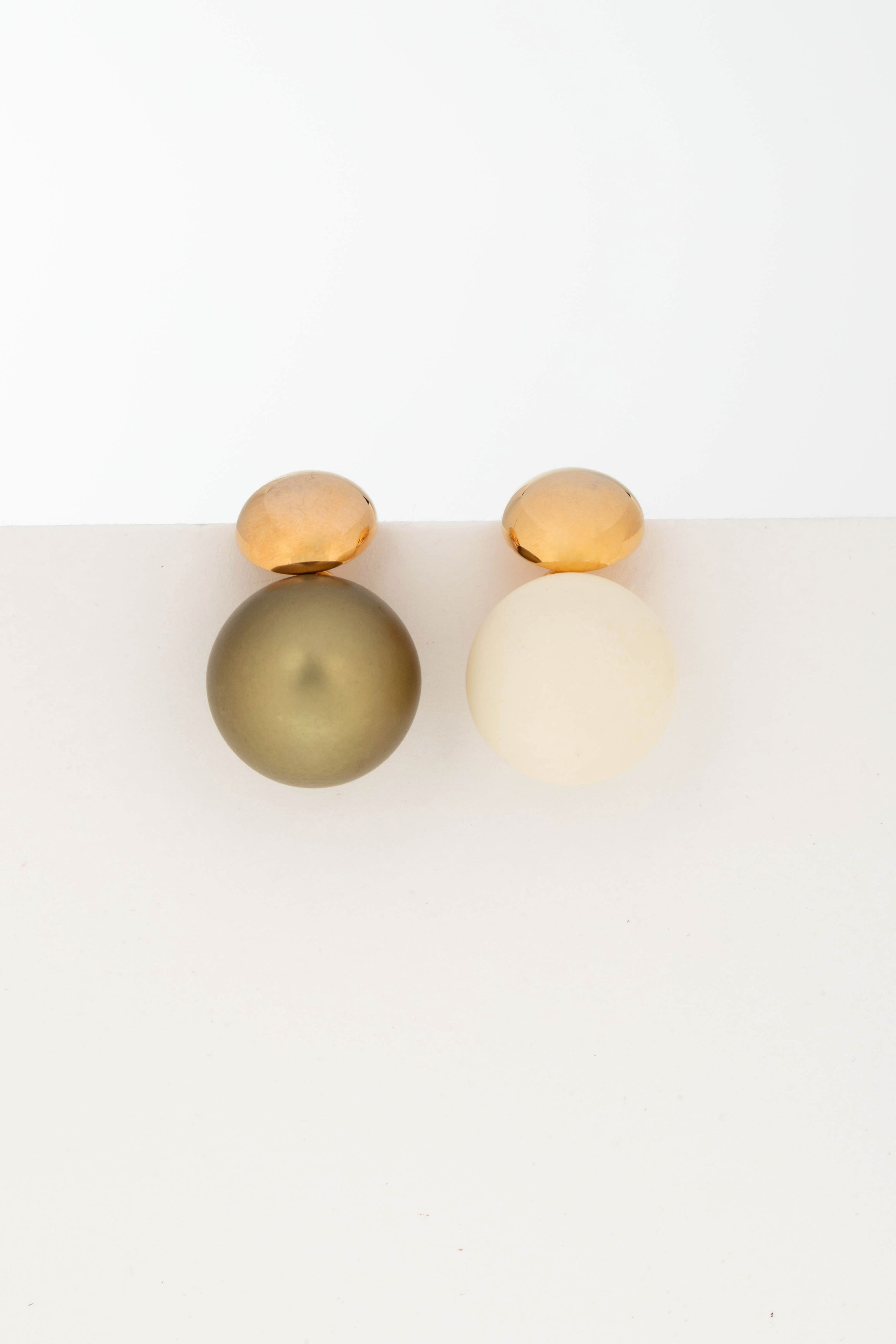 Ювелирные украшения. Предметный фотограф в Крыму Ольга Шестакова